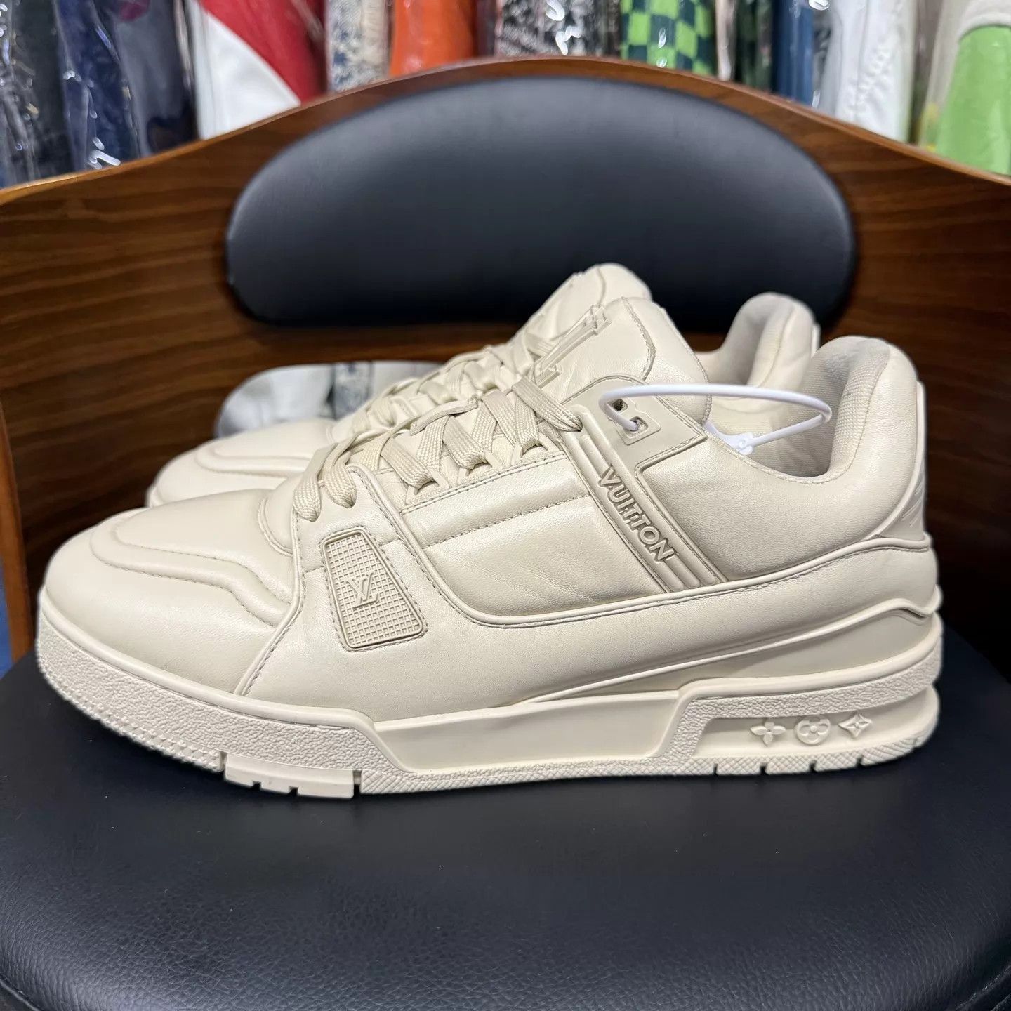 Louis Vuitton Beige Low-Top Leather Sneakers Size 9 Size US 9 / EU 42 - 6 Thumbnail