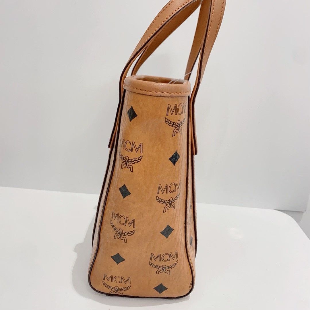 MCM Pre-loved Bag Very good condition Size ONE SIZE - 2 Thumbnail
