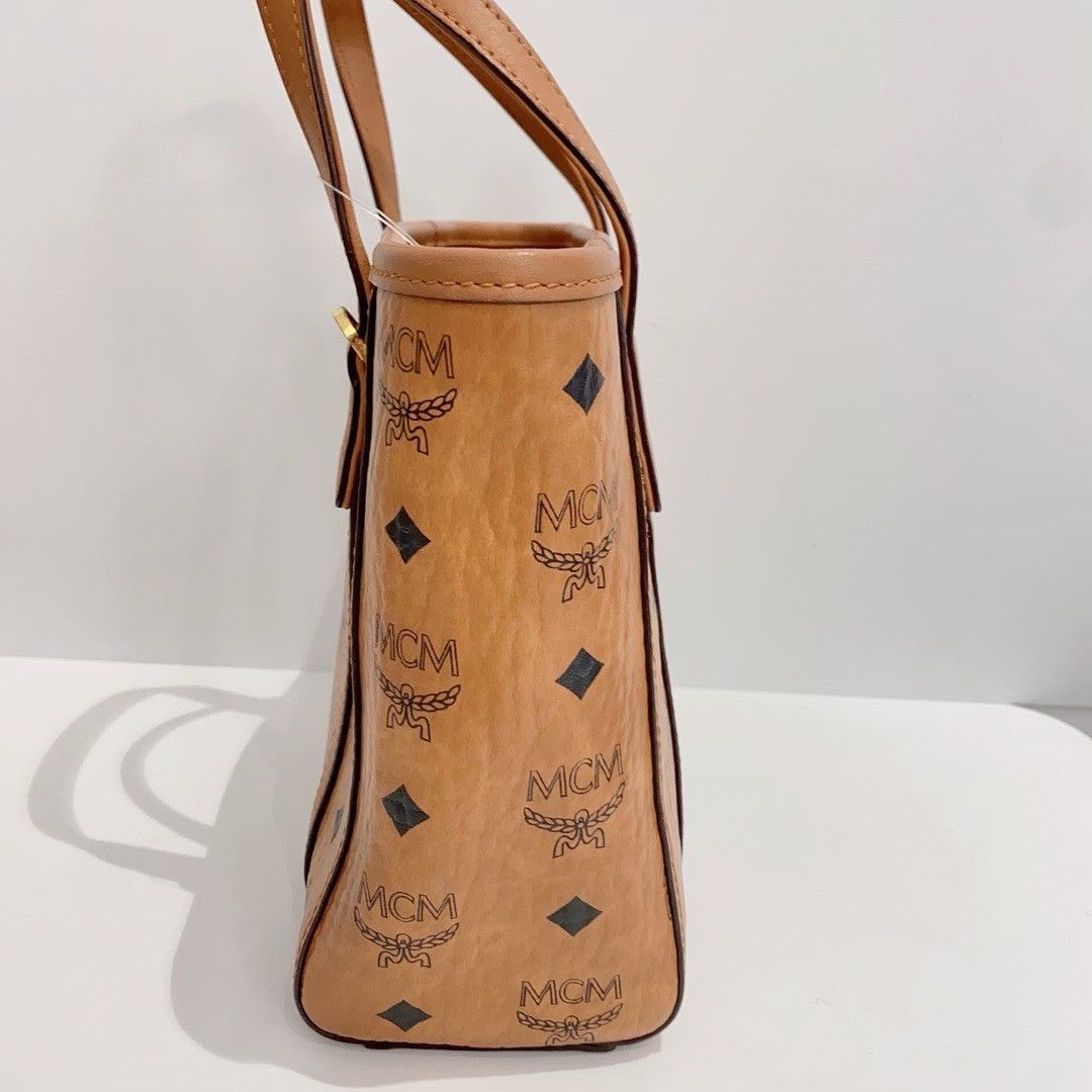 MCM Pre-loved Bag Very good condition Size ONE SIZE - 3 Thumbnail