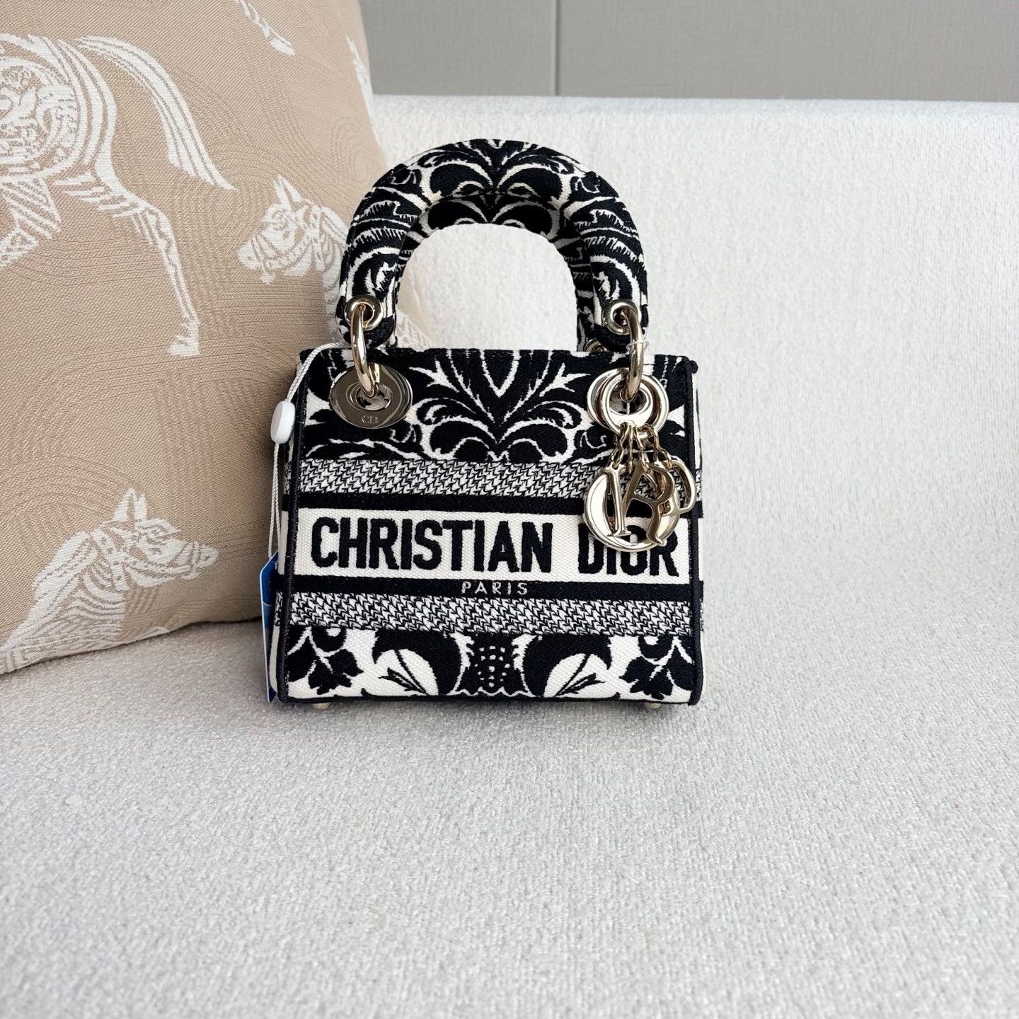 Dior Pre-loved Bag Very good condition Size ONE SIZE - 2 Thumbnail