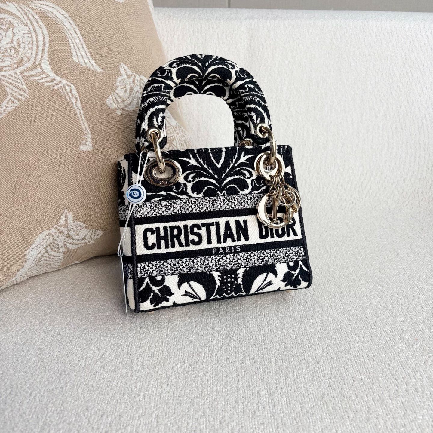Dior Pre-loved Bag Very good condition Size ONE SIZE - 6 Thumbnail