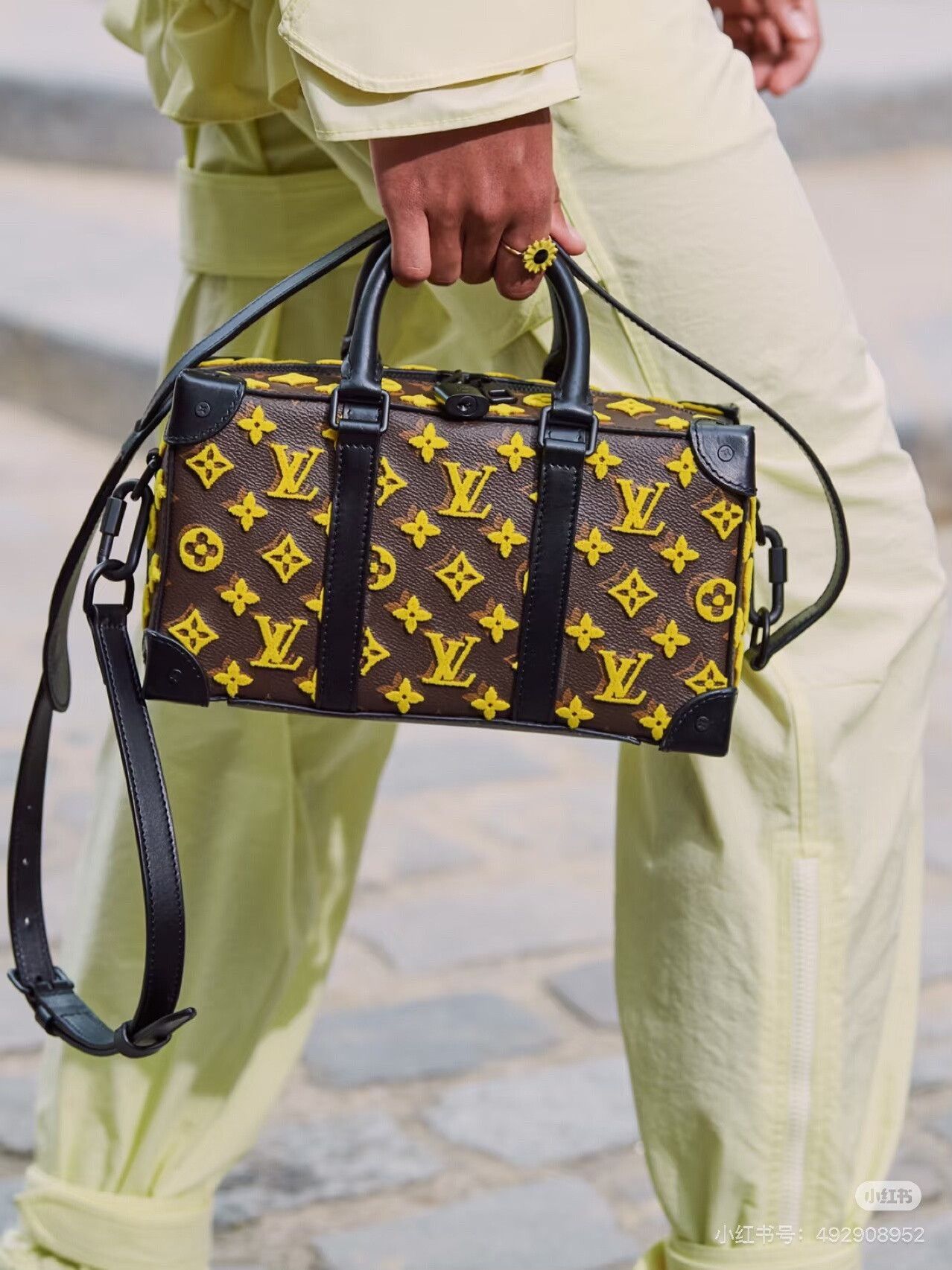 Louis Vuitton Pre-loved Bag Very good condition Size ONE SIZE - 8 Thumbnail