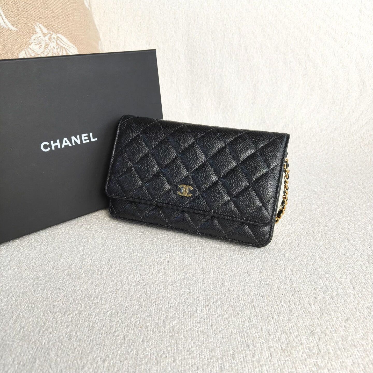 Chanel Pre-loved Bag Very good condition Size ONE SIZE - 6 Thumbnail