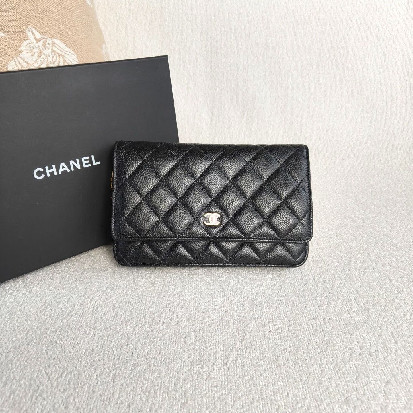 Chanel Pre-loved Bag Very good condition Size ONE SIZE - 2 Thumbnail
