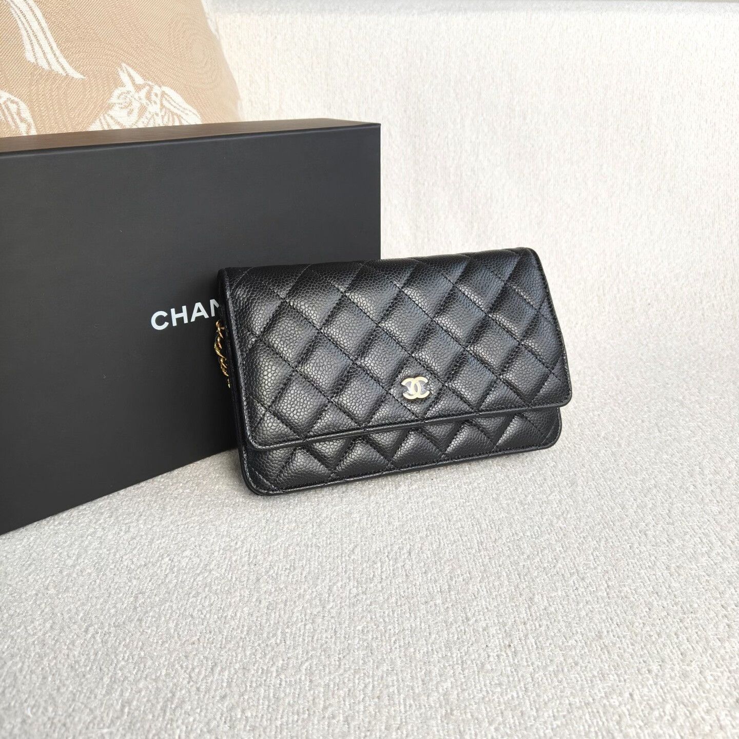 Chanel Pre-loved Bag Very good condition Size ONE SIZE - 4 Thumbnail