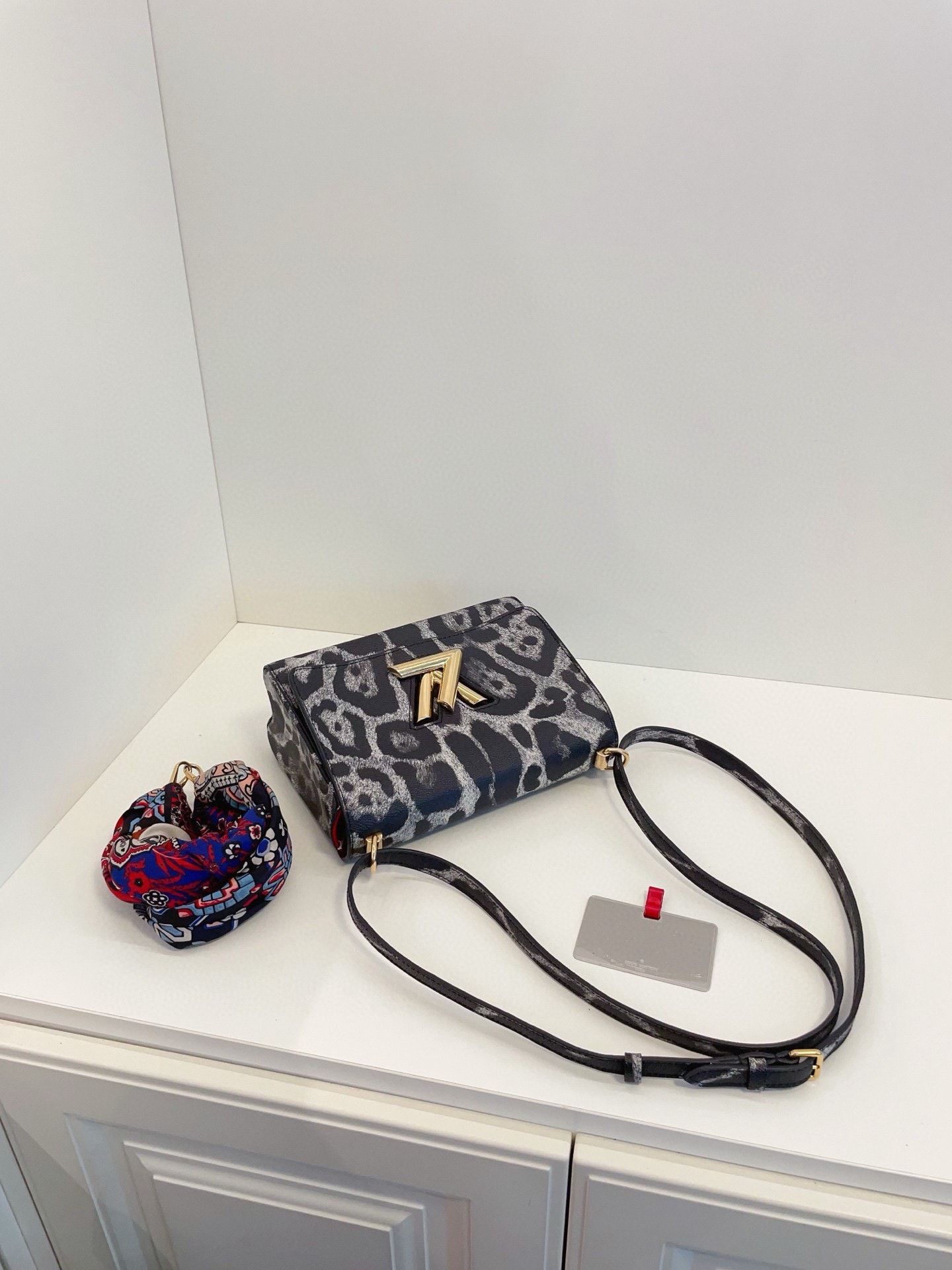 Louis Vuitton Pre-loved Bag Very good condition Size ONE SIZE - 5 Thumbnail