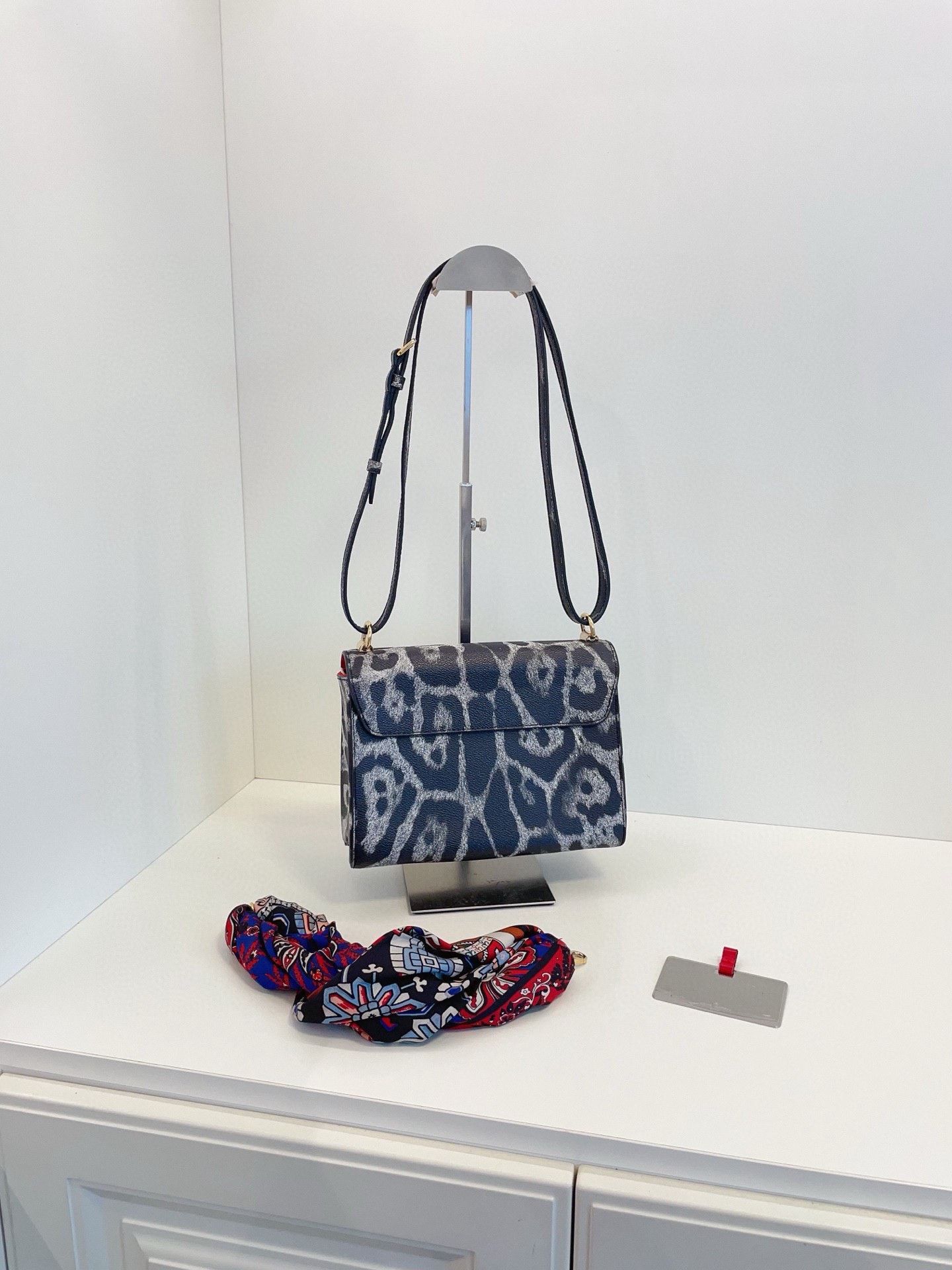 Louis Vuitton Pre-loved Bag Very good condition Size ONE SIZE - 2 Thumbnail