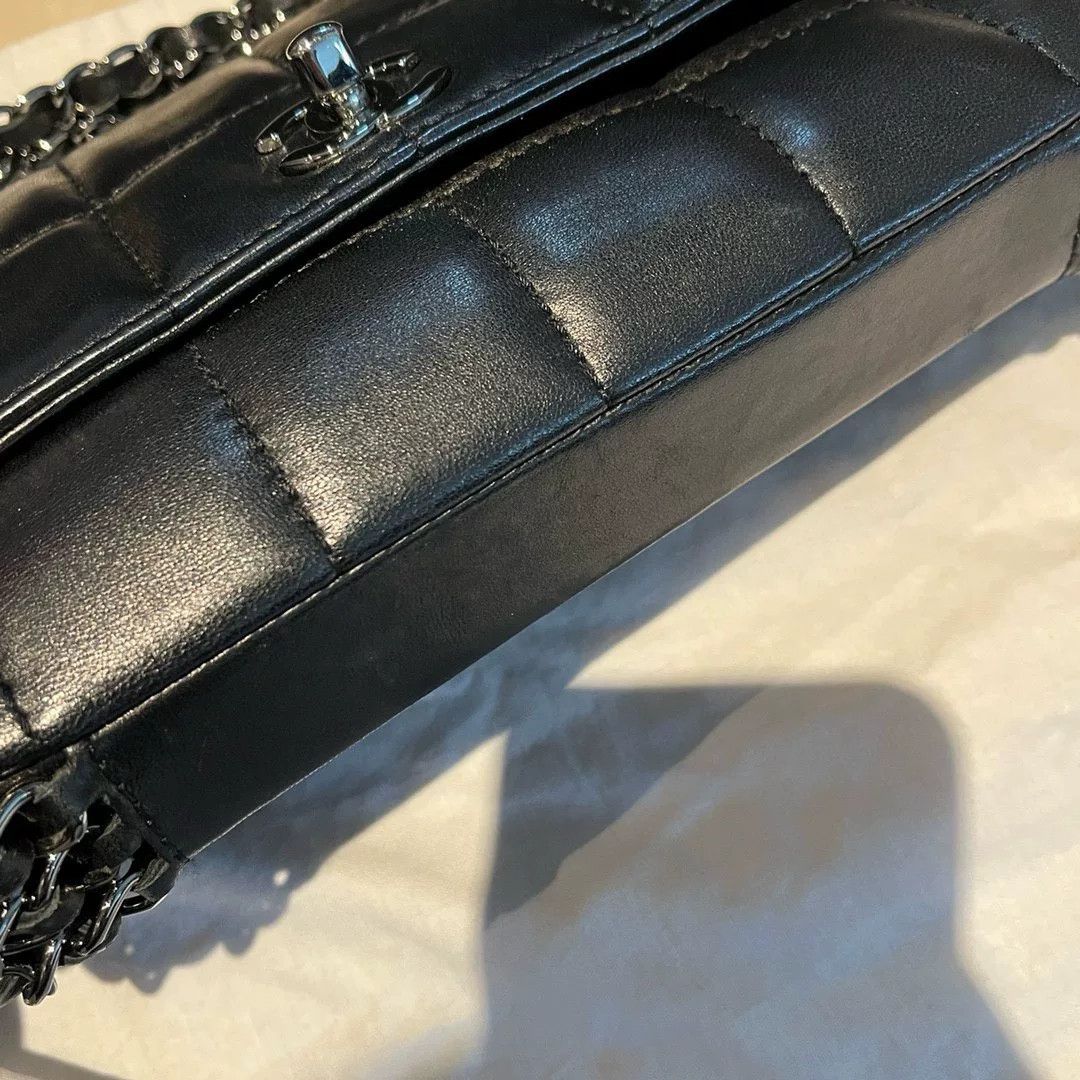 Chanel Pre-loved Bag Very good condition Size ONE SIZE - 6 Thumbnail