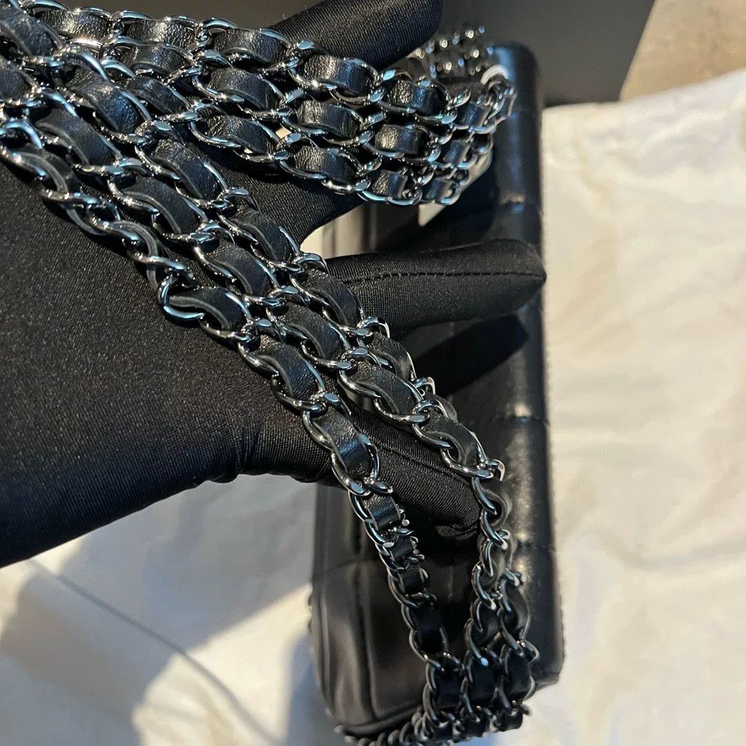 Chanel Pre-loved Bag Very good condition Size ONE SIZE - 9 Thumbnail