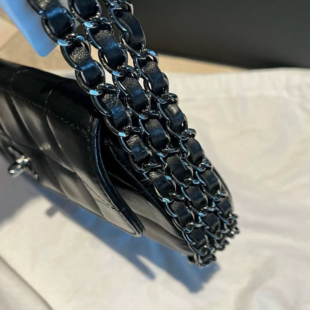 Chanel Pre-loved Bag Very good condition Size ONE SIZE - 4 Thumbnail