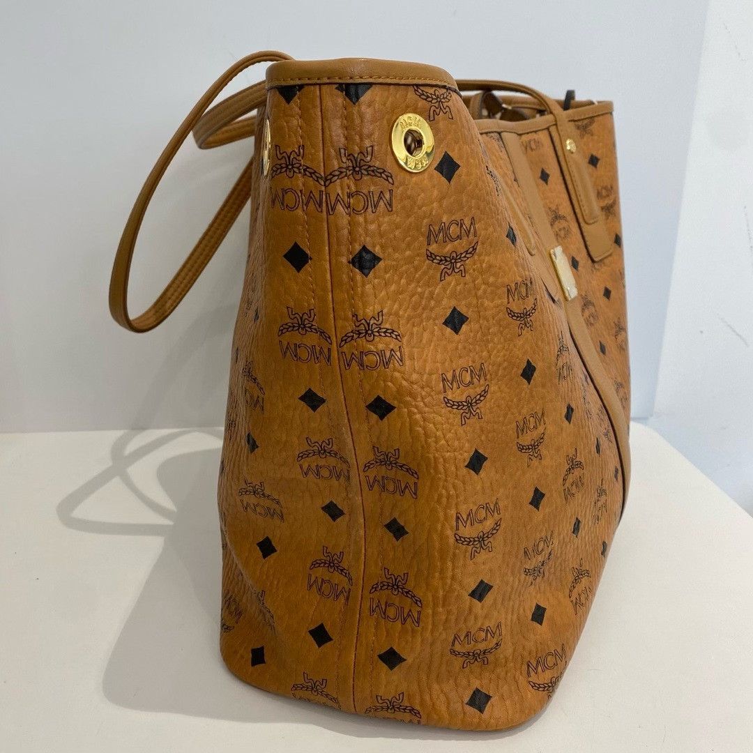 MCM Pre-loved Bag Very good condition Size ONE SIZE - 5 Thumbnail