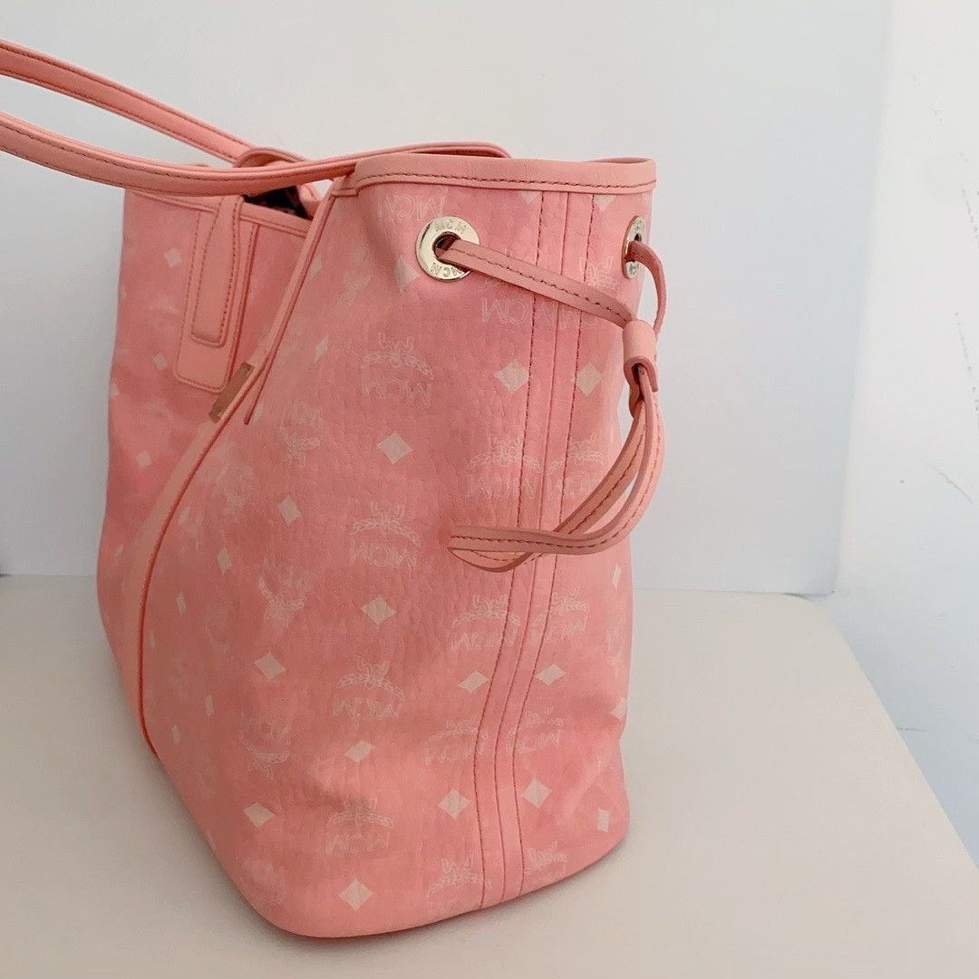 MCM Pre-loved Bag Very good condition Size ONE SIZE - 4 Thumbnail