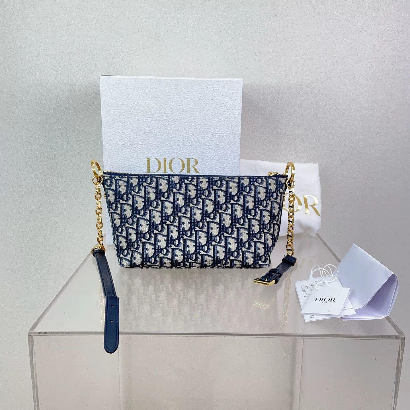 Dior Pre-loved Bag Very good condition Size ONE SIZE - 2 Thumbnail