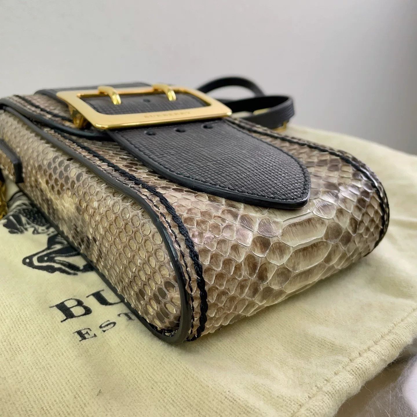 Burberry Pre-loved Bag Very good condition Size ONE SIZE - 5 Thumbnail
