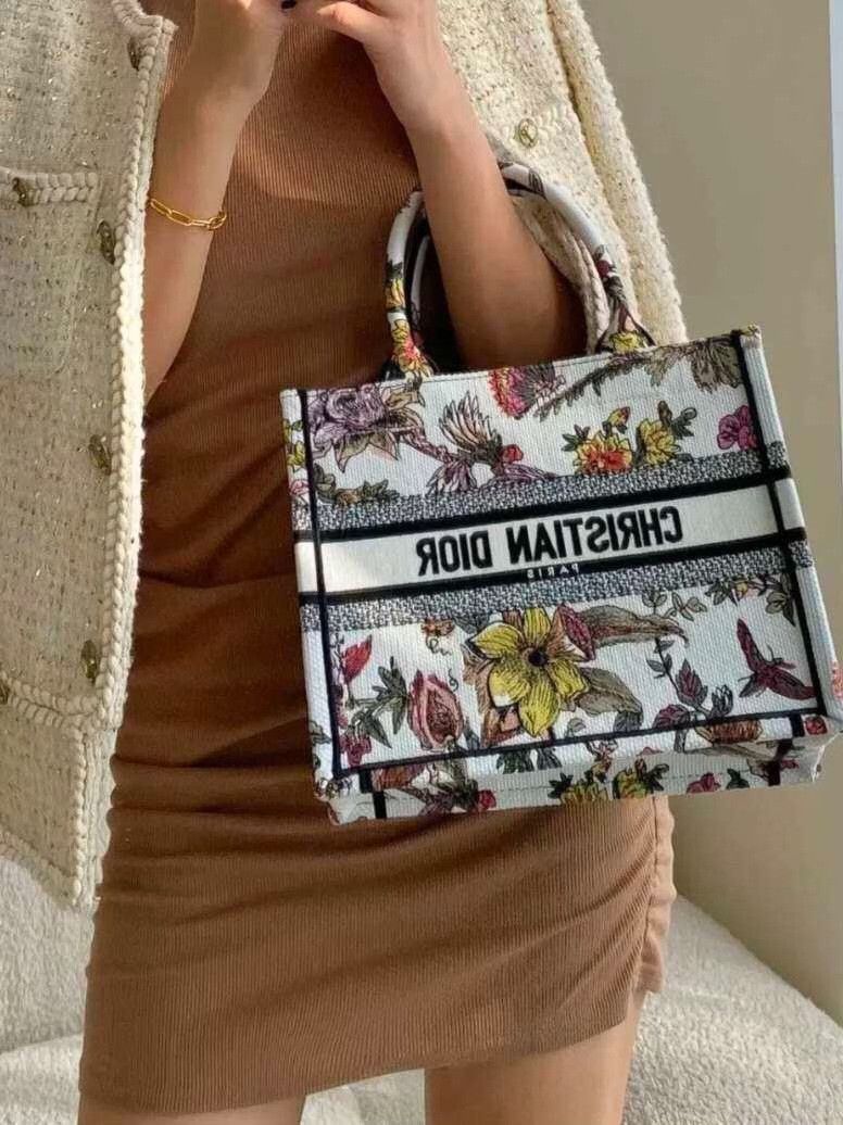 Dior Pre-loved Bag Very good condition Size ONE SIZE - 3 Thumbnail