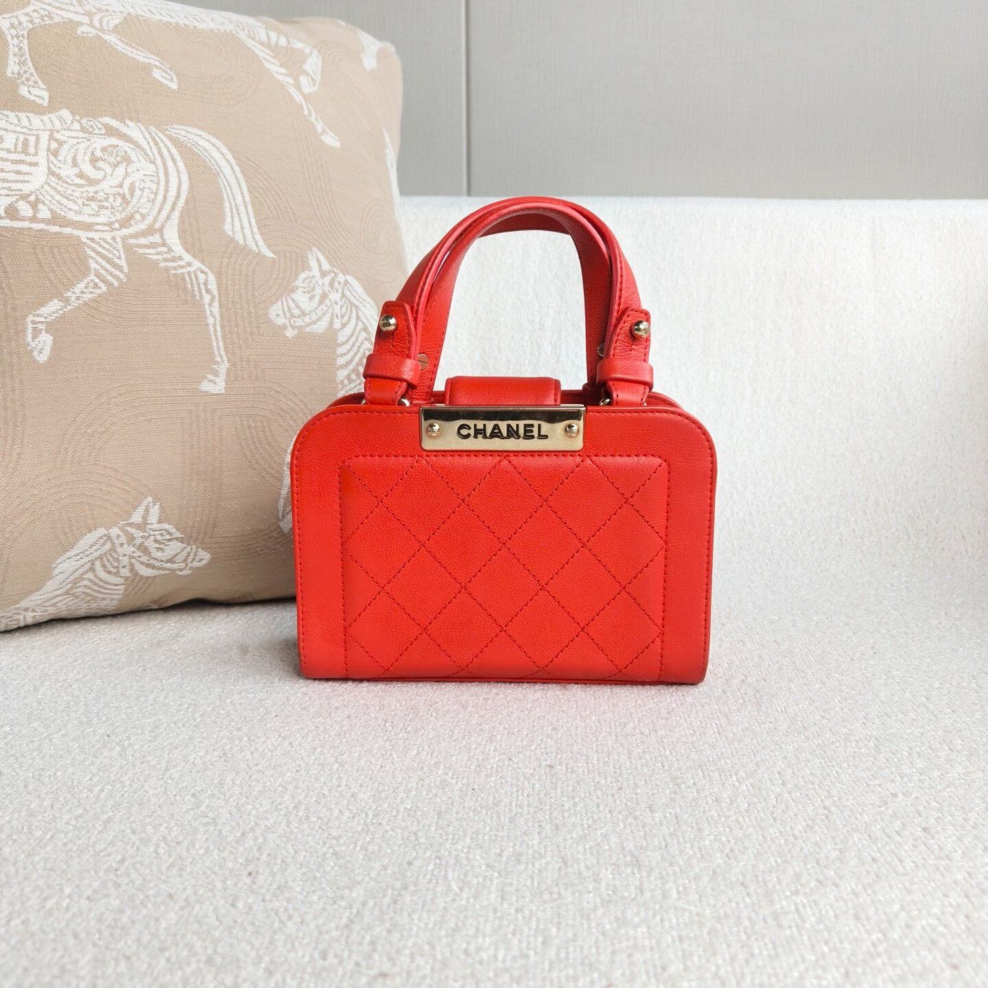 Chanel Pre-loved Bag Very good condition Size ONE SIZE - 2 Thumbnail