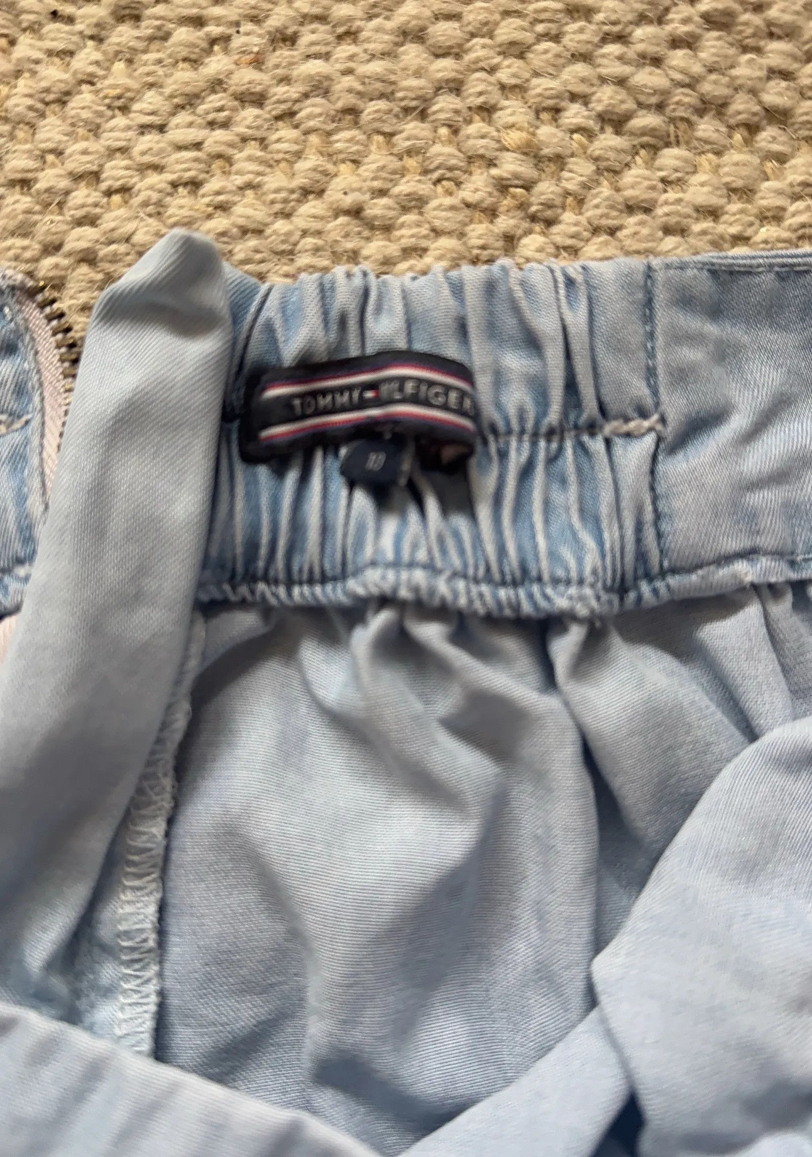 Tommy Hilfiger Tommy Hilfiger Skirt Size 28" / US 6 / IT 42 - 2 Thumbnail