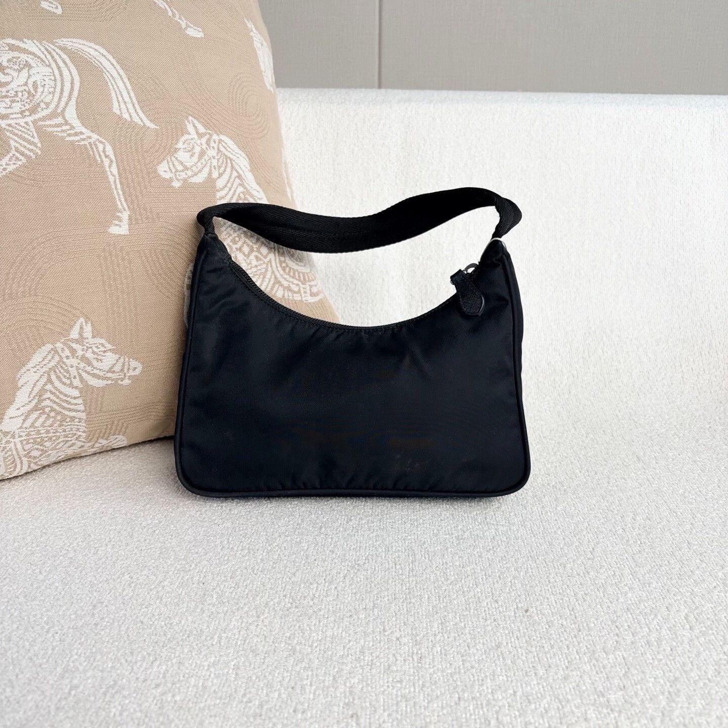 Prada Pre-loved Bag Very good condition Size ONE SIZE - 2 Thumbnail