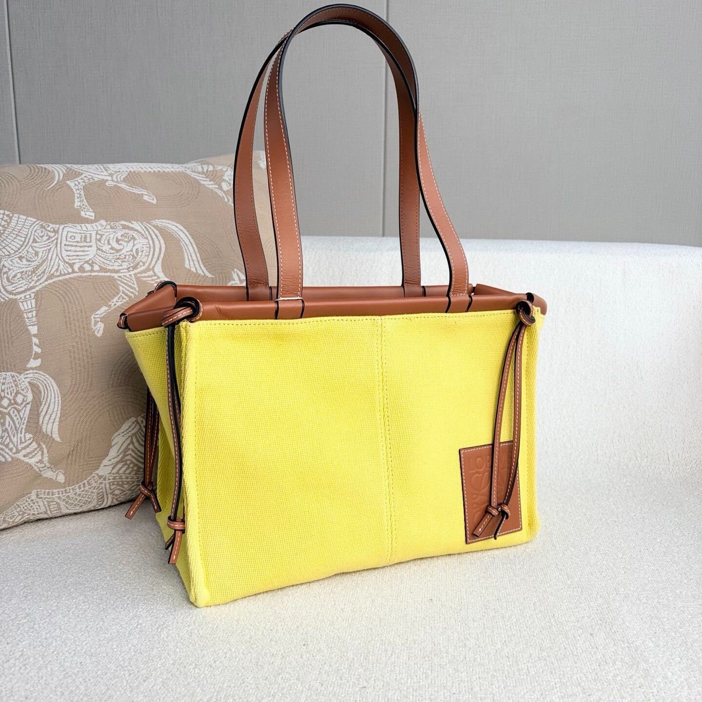 Loewe Pre-loved Bag Very good condition Size ONE SIZE - 6 Thumbnail