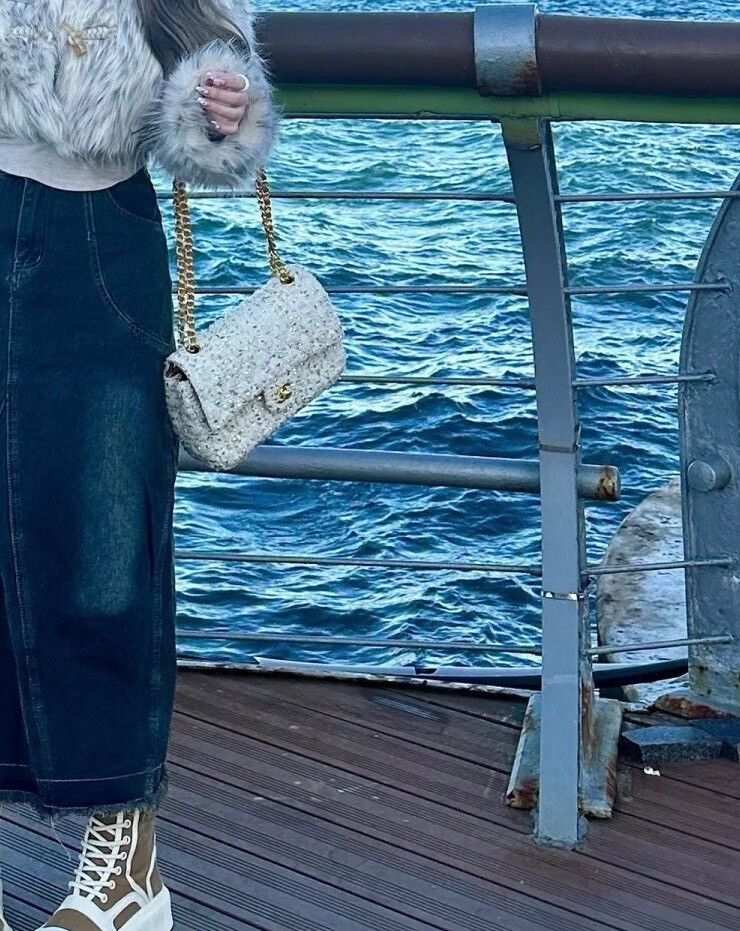 Chanel Pre-loved Bag Very good condition Size ONE SIZE - 9 Thumbnail