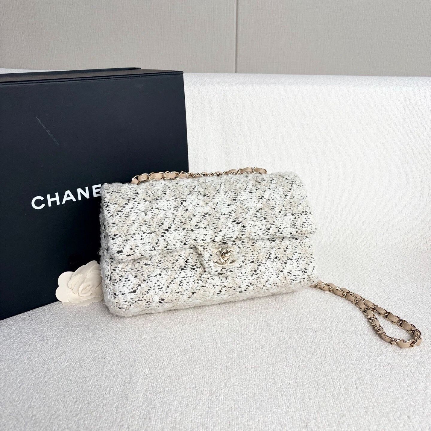 Chanel Pre-loved Bag Very good condition Size ONE SIZE - 6 Thumbnail