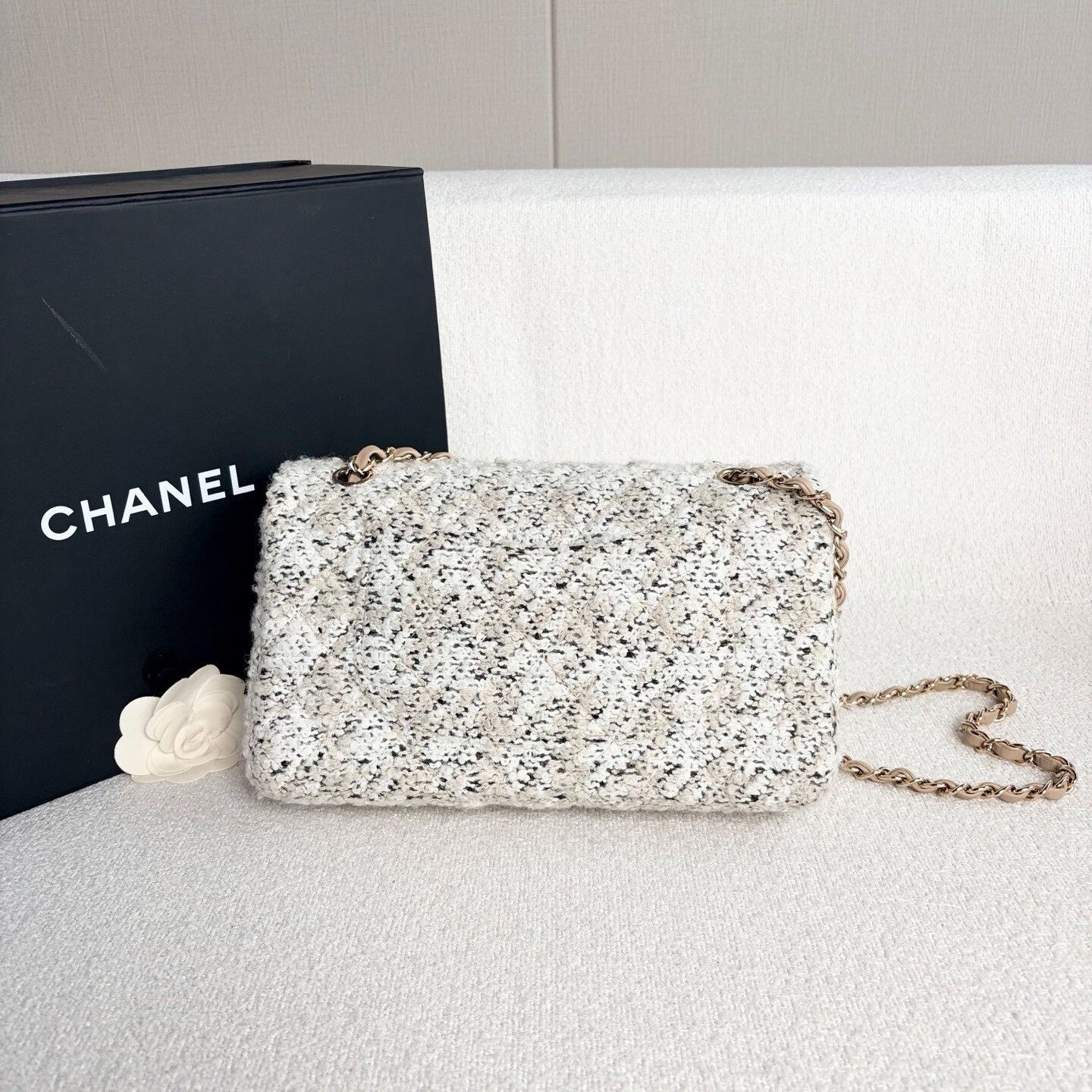 Chanel Pre-loved Bag Very good condition Size ONE SIZE - 3 Thumbnail