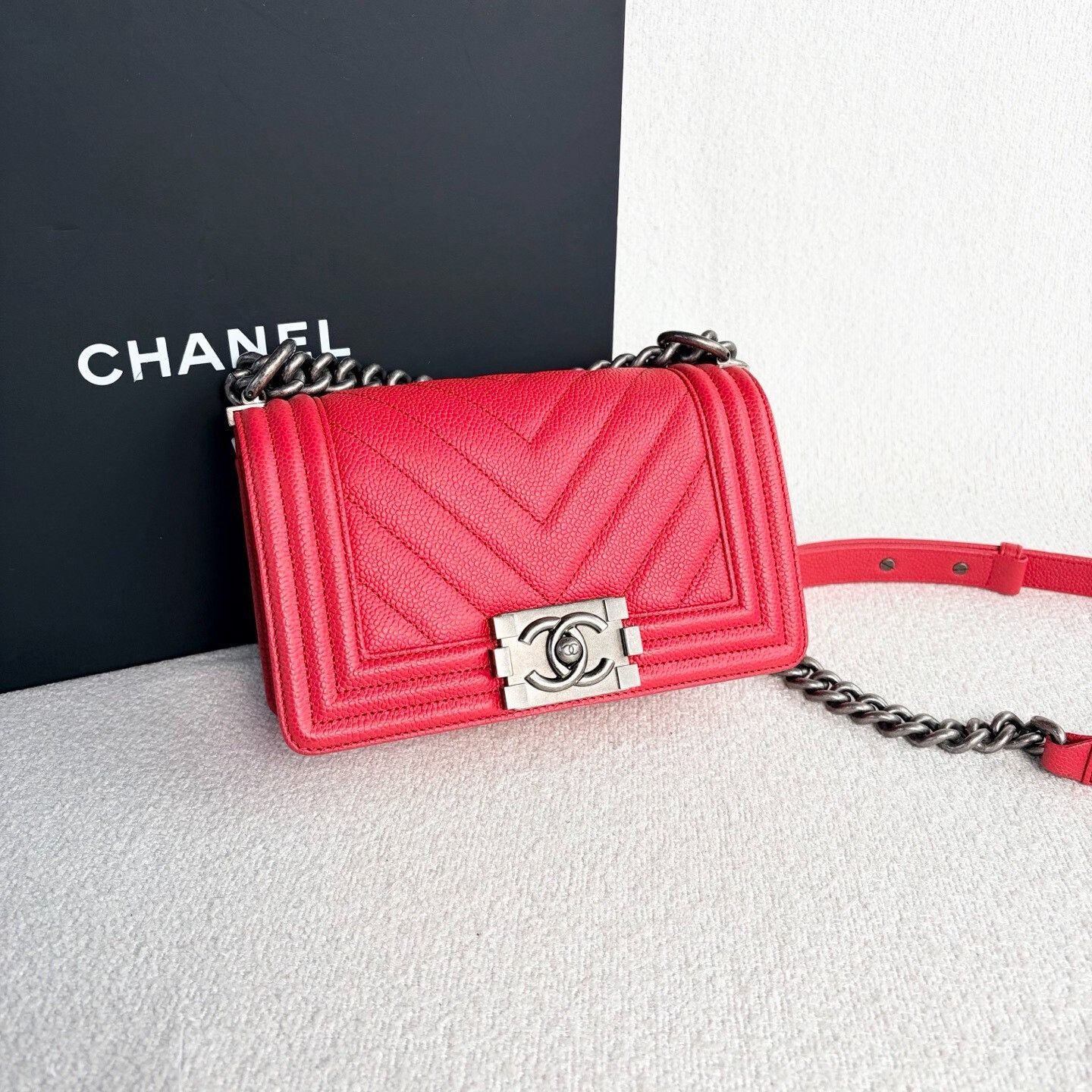 Chanel Pre-loved Bag Very good condition Size ONE SIZE - 6 Thumbnail