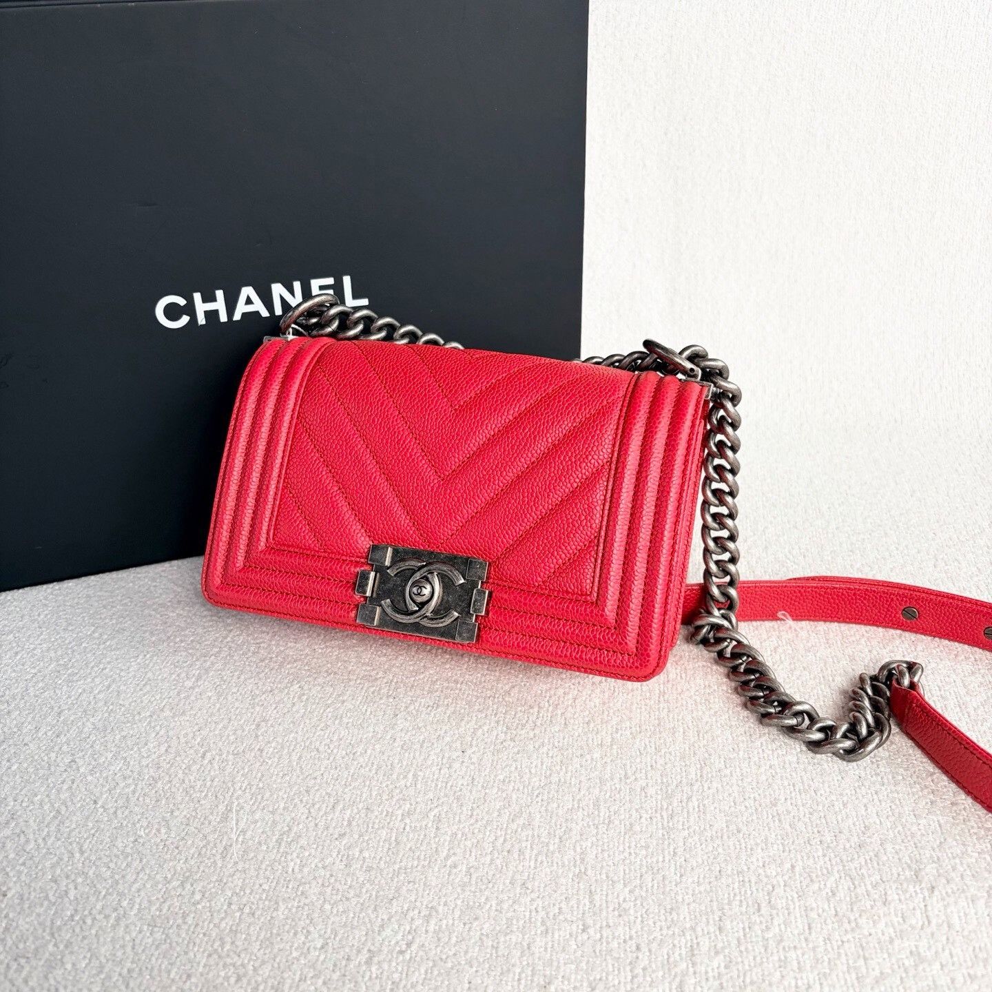 Chanel Pre-loved Bag Very good condition Size ONE SIZE - 4 Thumbnail