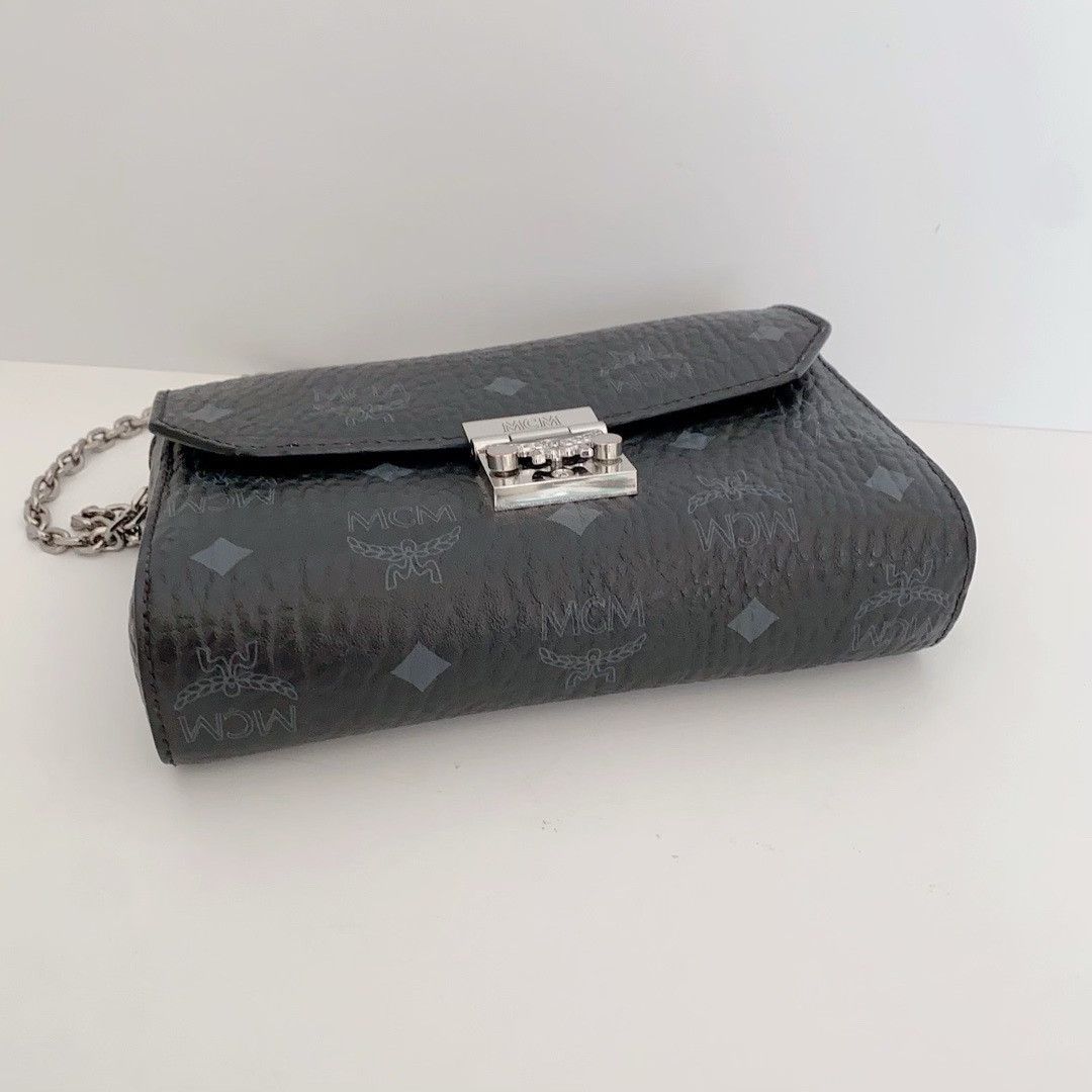 MCM Pre-loved Bag Very good condition Size ONE SIZE - 4 Thumbnail
