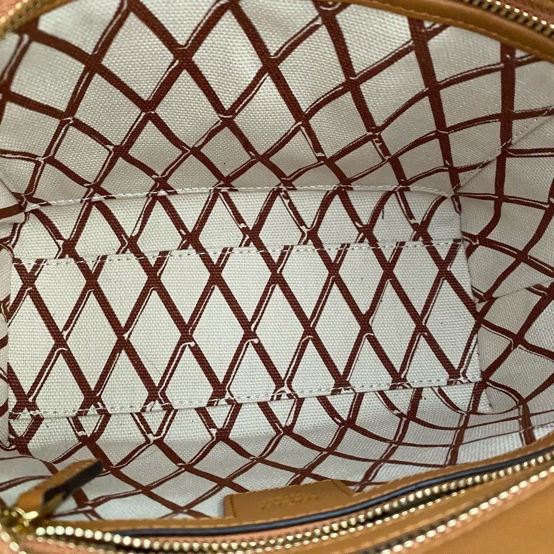 MCM Pre-loved Bag Very good condition Size ONE SIZE - 6 Thumbnail