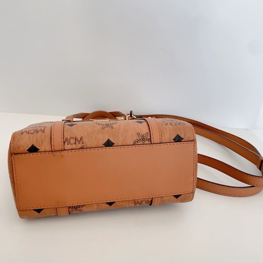 MCM Pre-loved Bag Very good condition Size ONE SIZE - 5 Thumbnail