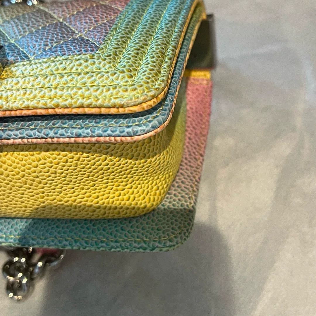Chanel Pre-loved Bag Very good condition Size ONE SIZE - 6 Thumbnail