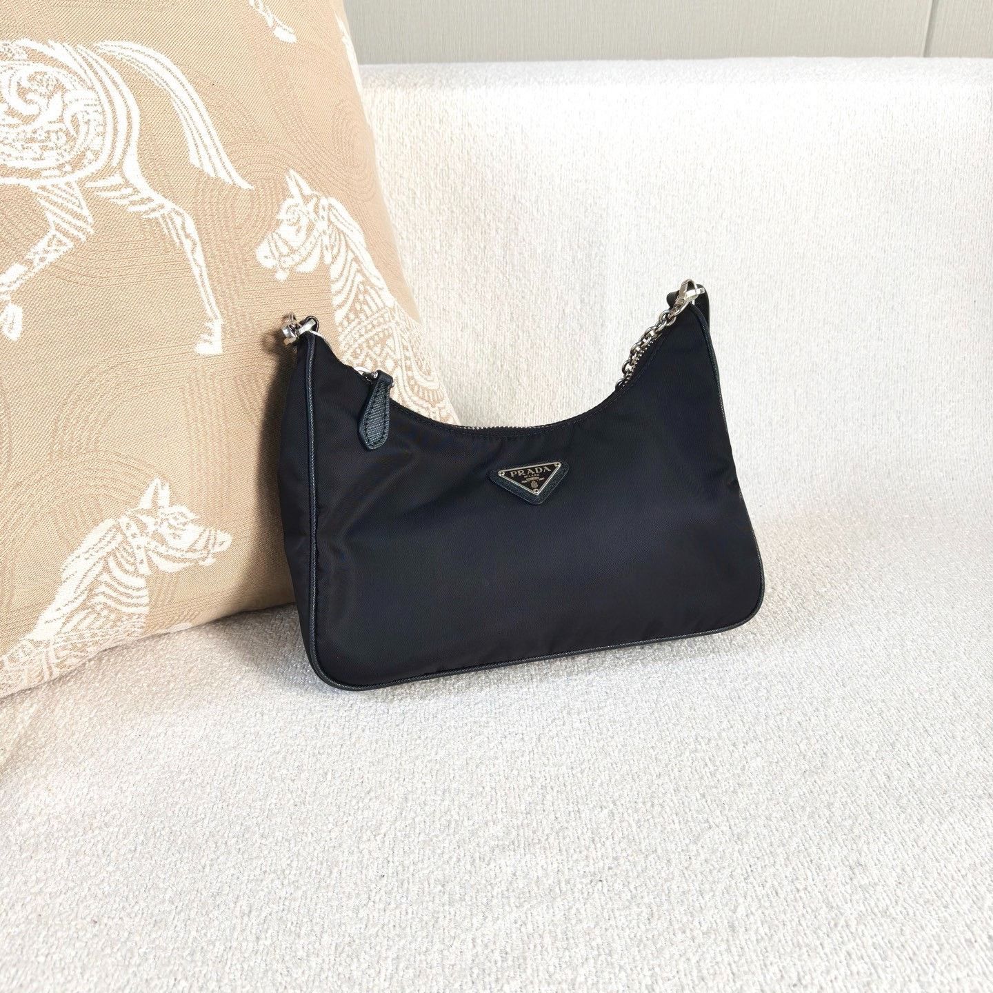 Prada Pre-loved Bag Very good condition Size ONE SIZE - 6 Thumbnail