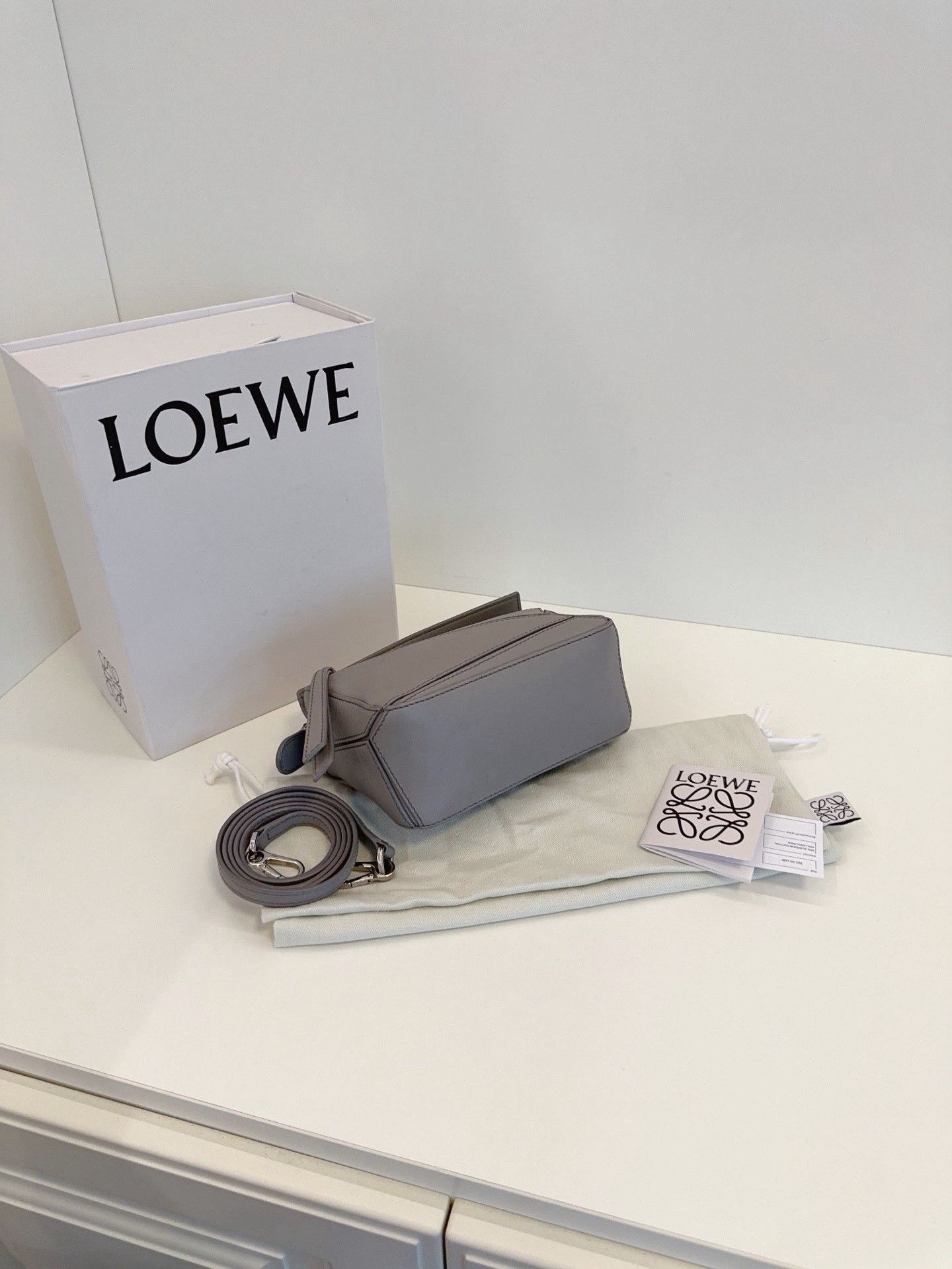 Loewe Pre-loved Bag Very good condition Size ONE SIZE - 5 Thumbnail