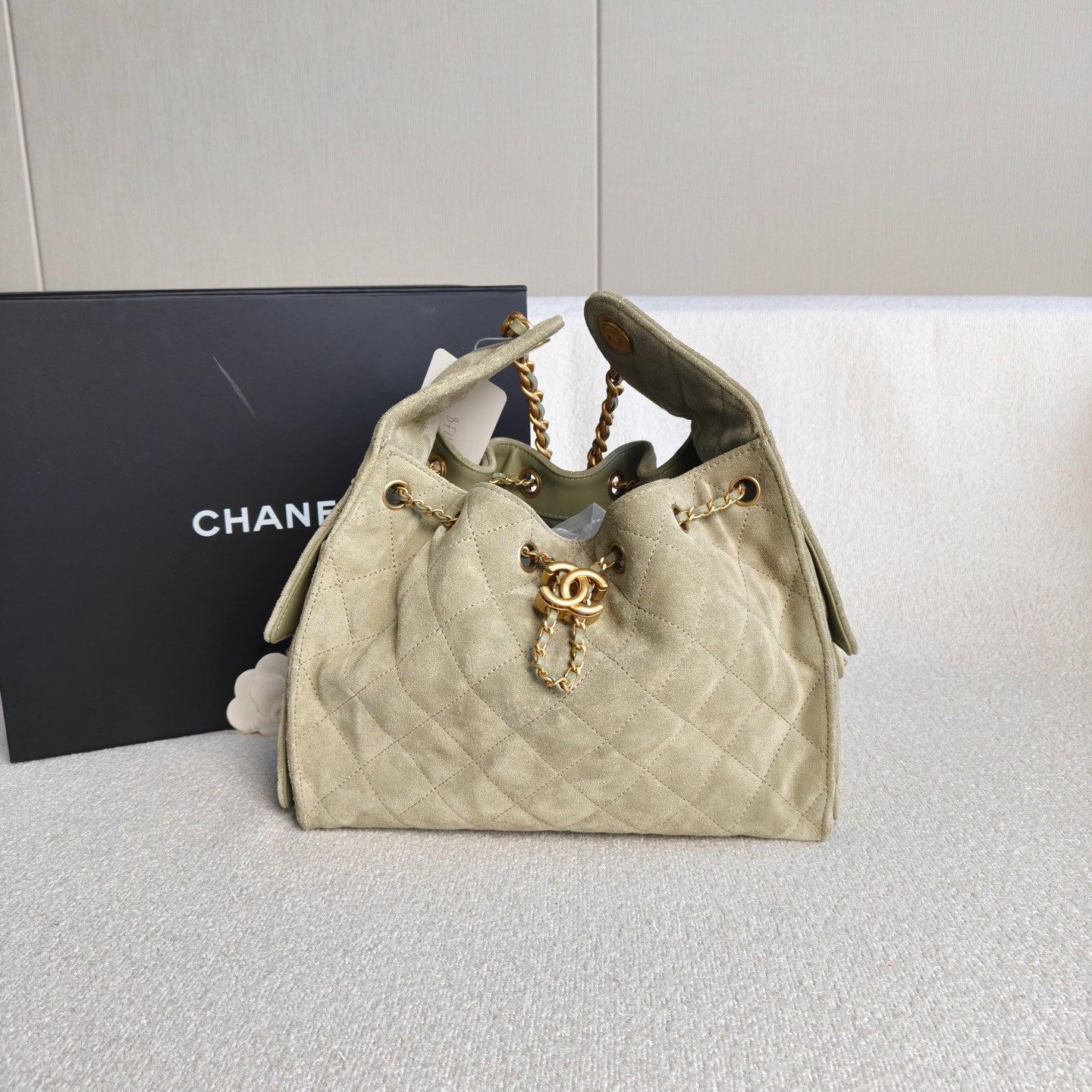Chanel Pre-loved Bag Very good condition Size ONE SIZE - 2 Thumbnail