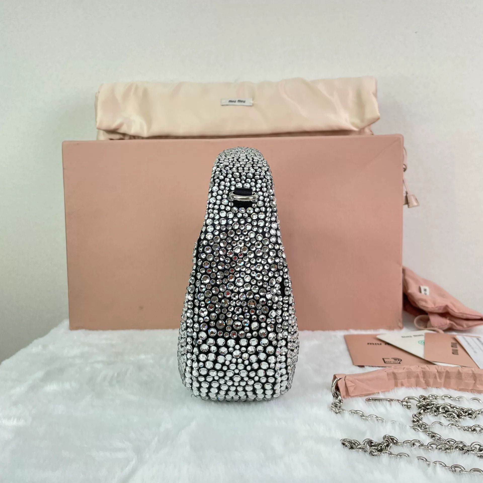 Miu Miu Pre-loved Bag Very good condition Size ONE SIZE - 3 Thumbnail