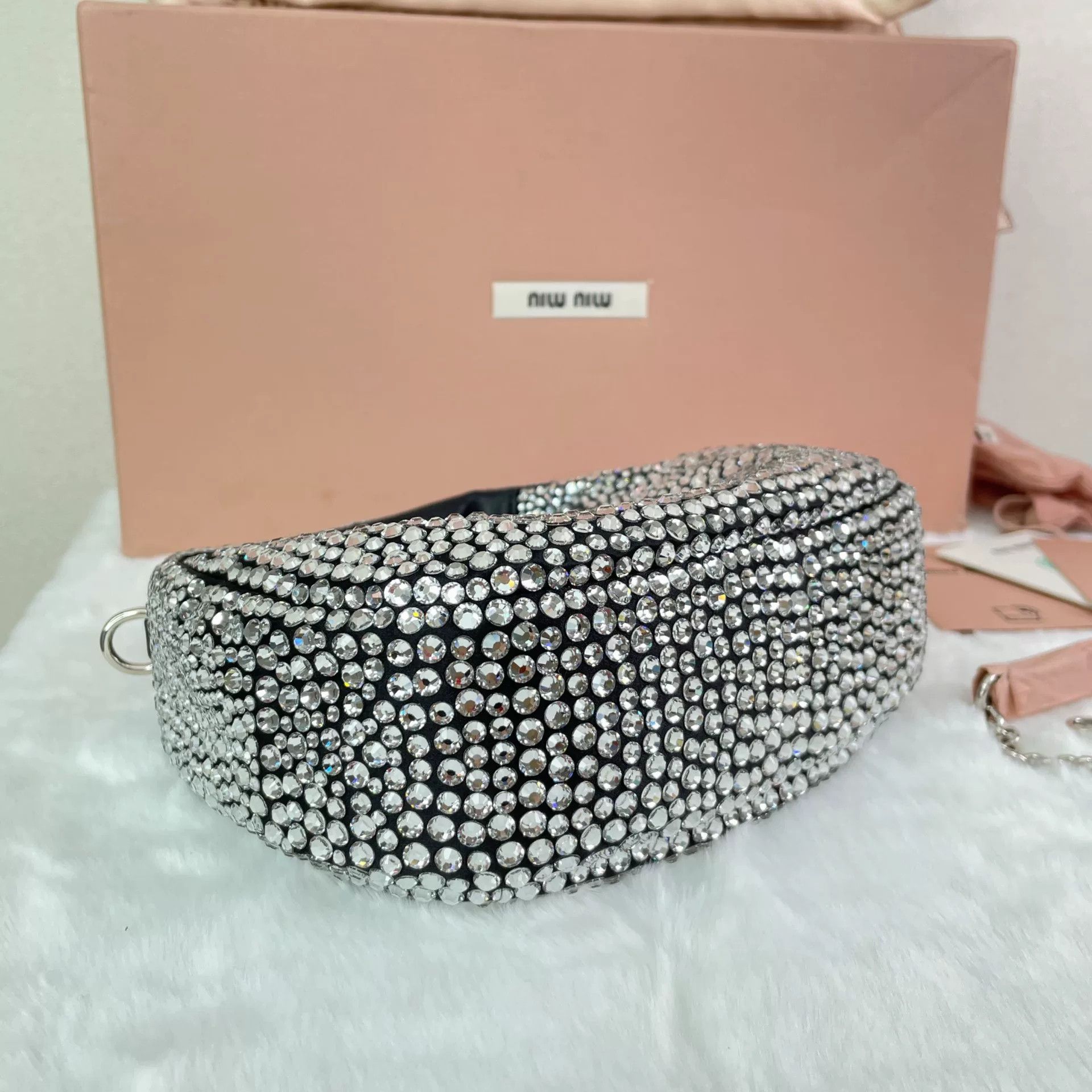 Miu Miu Pre-loved Bag Very good condition Size ONE SIZE - 5 Thumbnail
