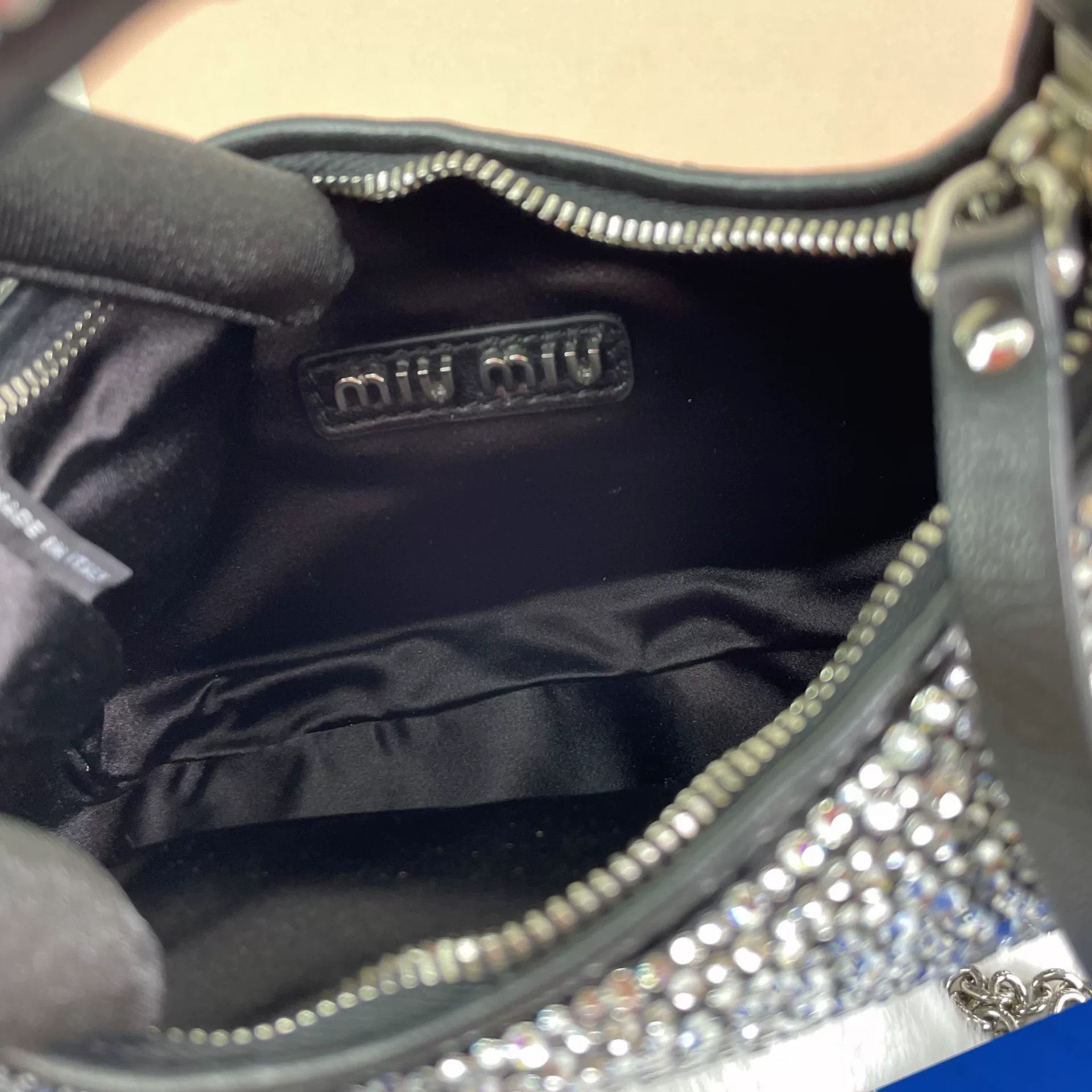 Miu Miu Pre-loved Bag Very good condition Size ONE SIZE - 9 Thumbnail
