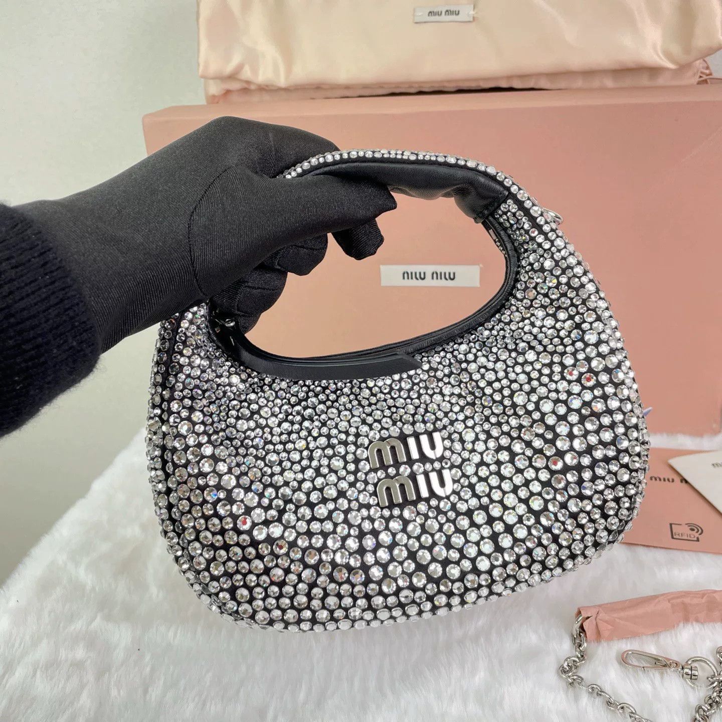 Miu Miu Pre-loved Bag Very good condition Size ONE SIZE - 7 Thumbnail