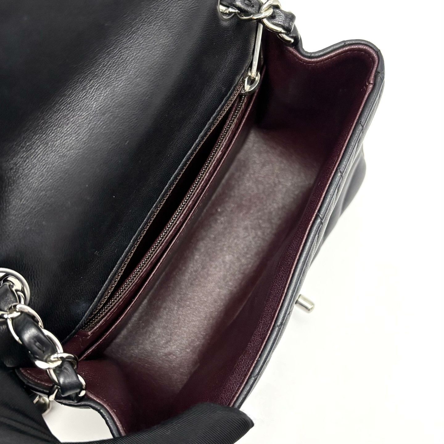 Chanel Pre-loved Bag Very good condition Size ONE SIZE - 6 Thumbnail