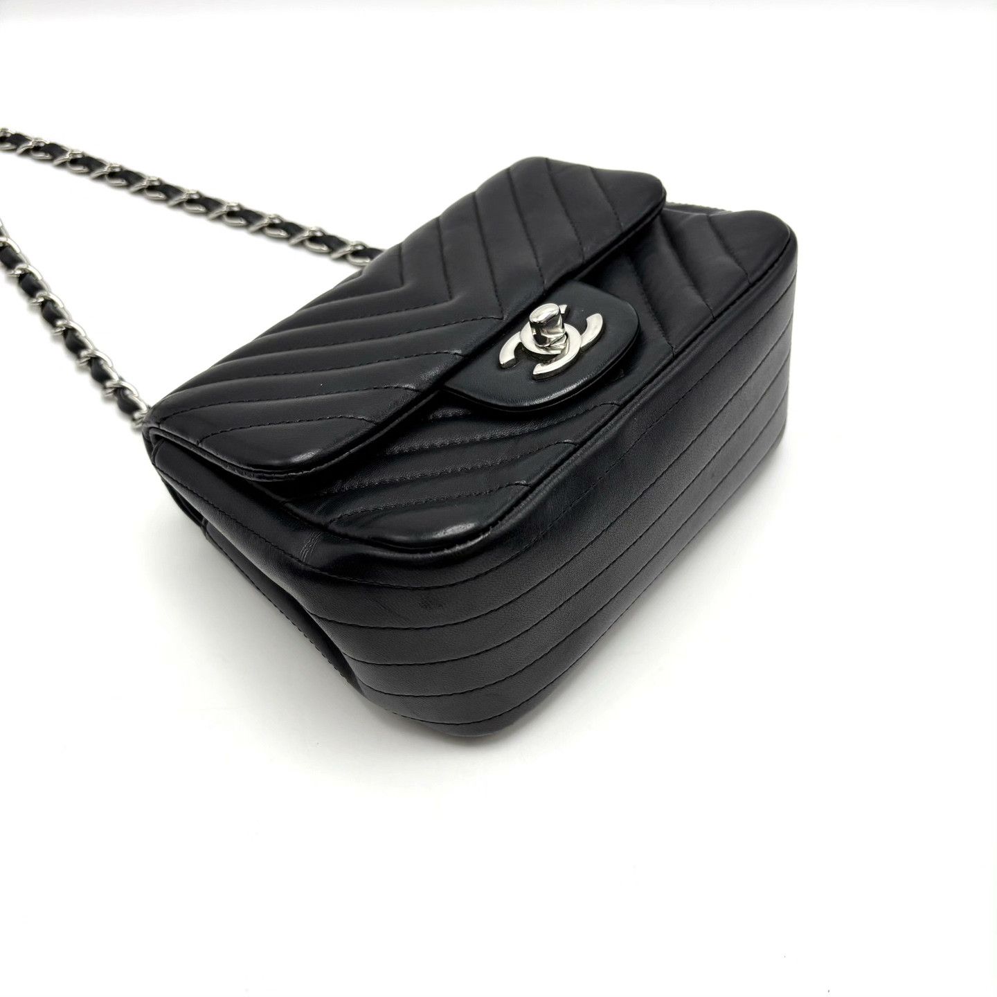 Chanel Pre-loved Bag Very good condition Size ONE SIZE - 3 Thumbnail