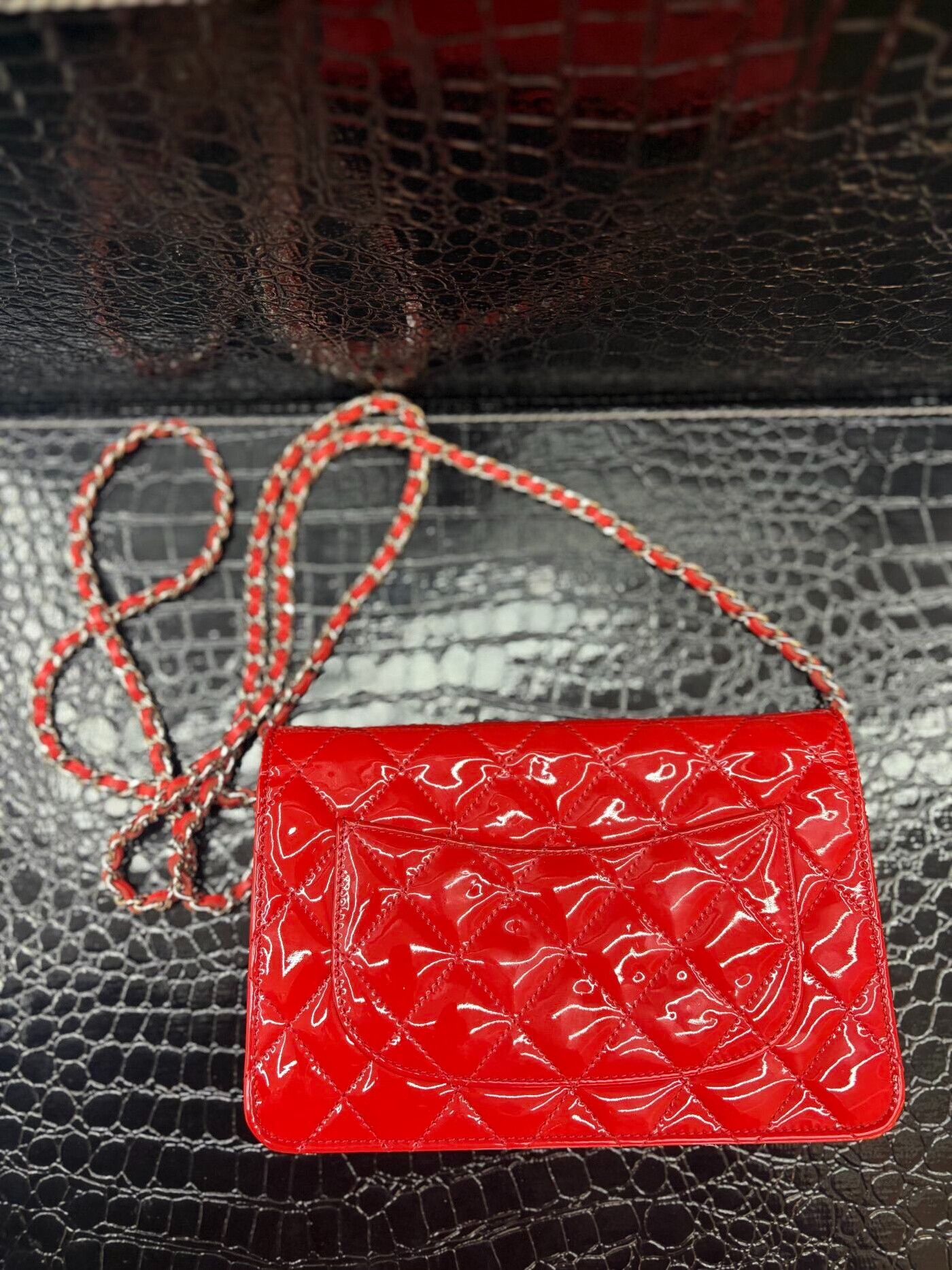 Chanel Pre-loved Bag Very good condition Size ONE SIZE - 2 Thumbnail