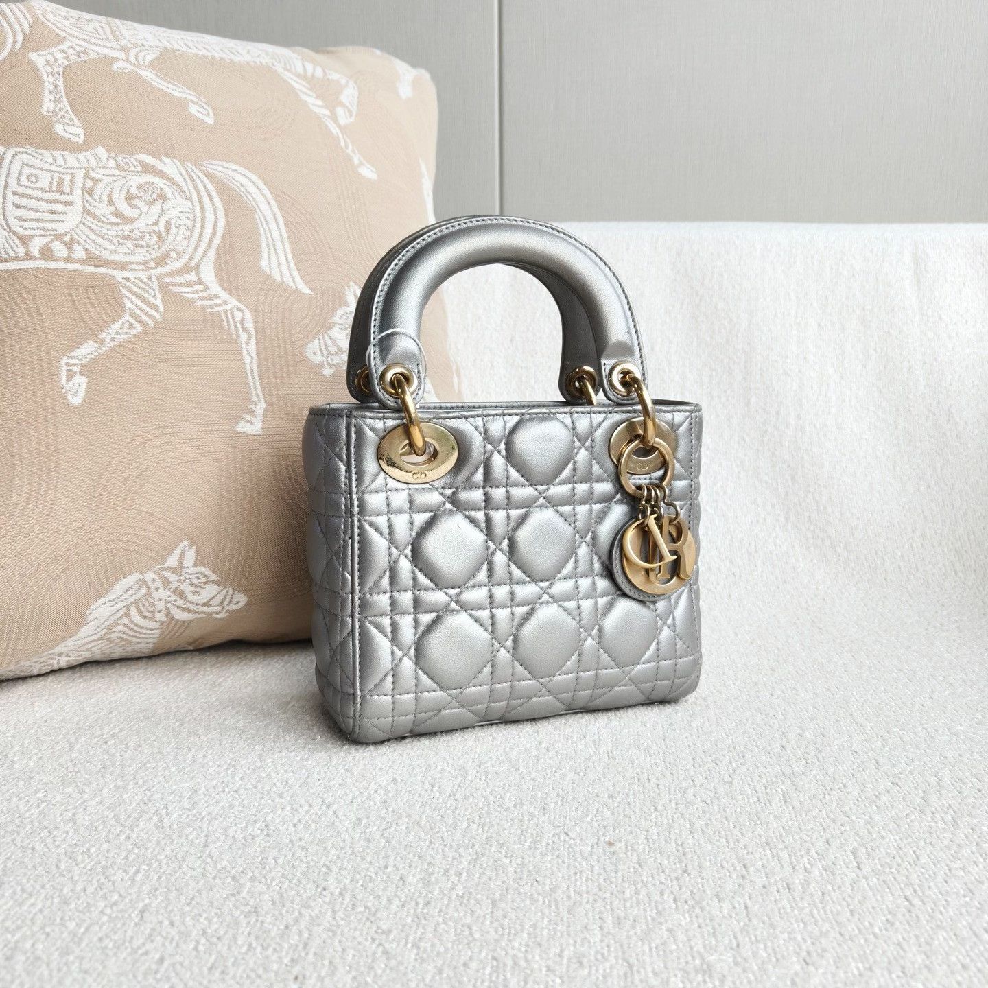 Dior Pre-loved Bag Very good condition Size ONE SIZE - 6 Thumbnail