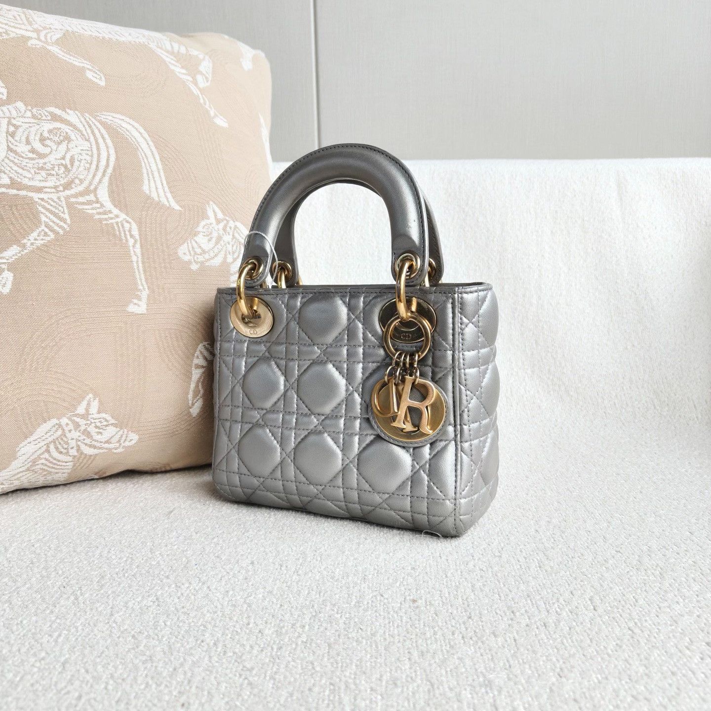 Dior Pre-loved Bag Very good condition Size ONE SIZE - 4 Thumbnail