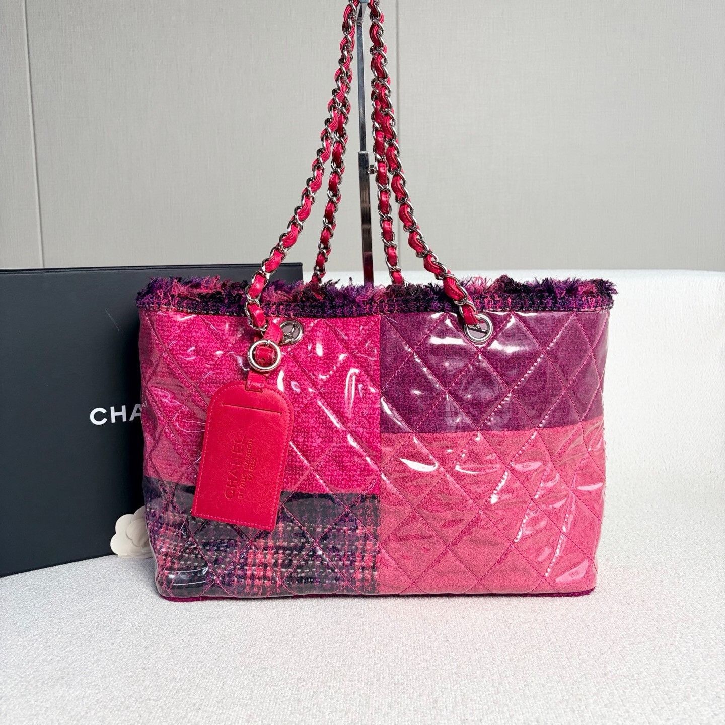 Chanel Pre-loved Bag Very good condition Size ONE SIZE - 2 Thumbnail