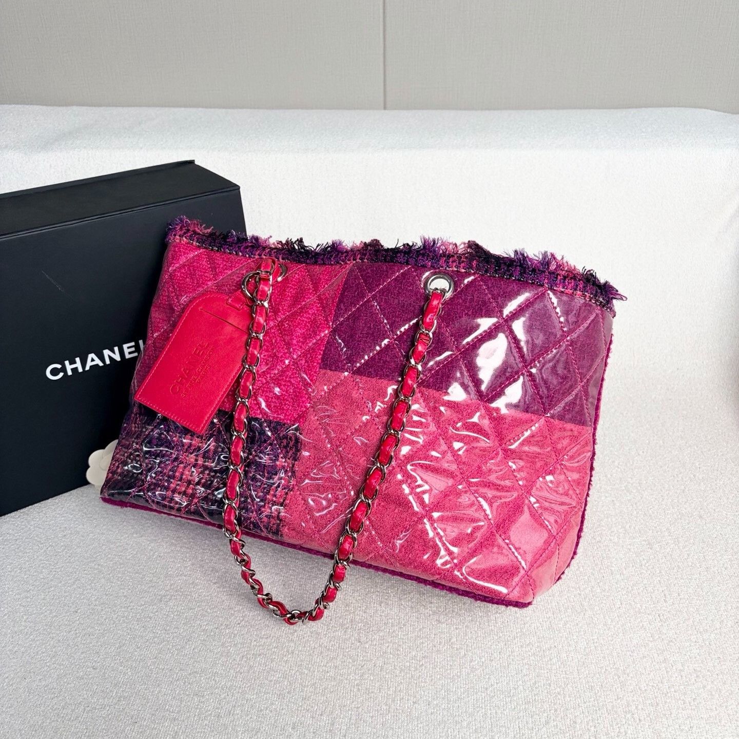 Chanel Pre-loved Bag Very good condition Size ONE SIZE - 4 Thumbnail