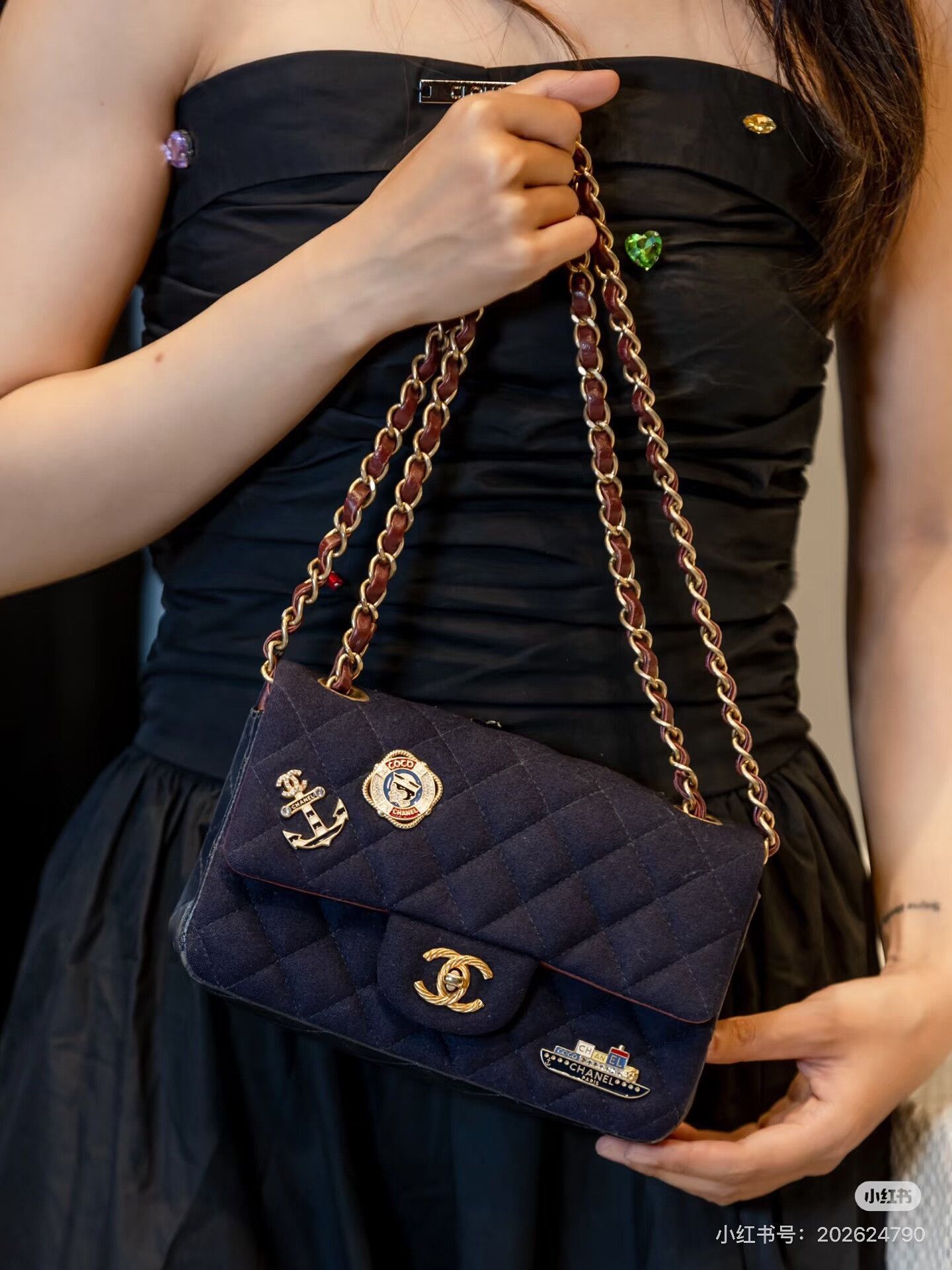 Chanel Pre-loved Bag Very good condition Size ONE SIZE - 8 Thumbnail