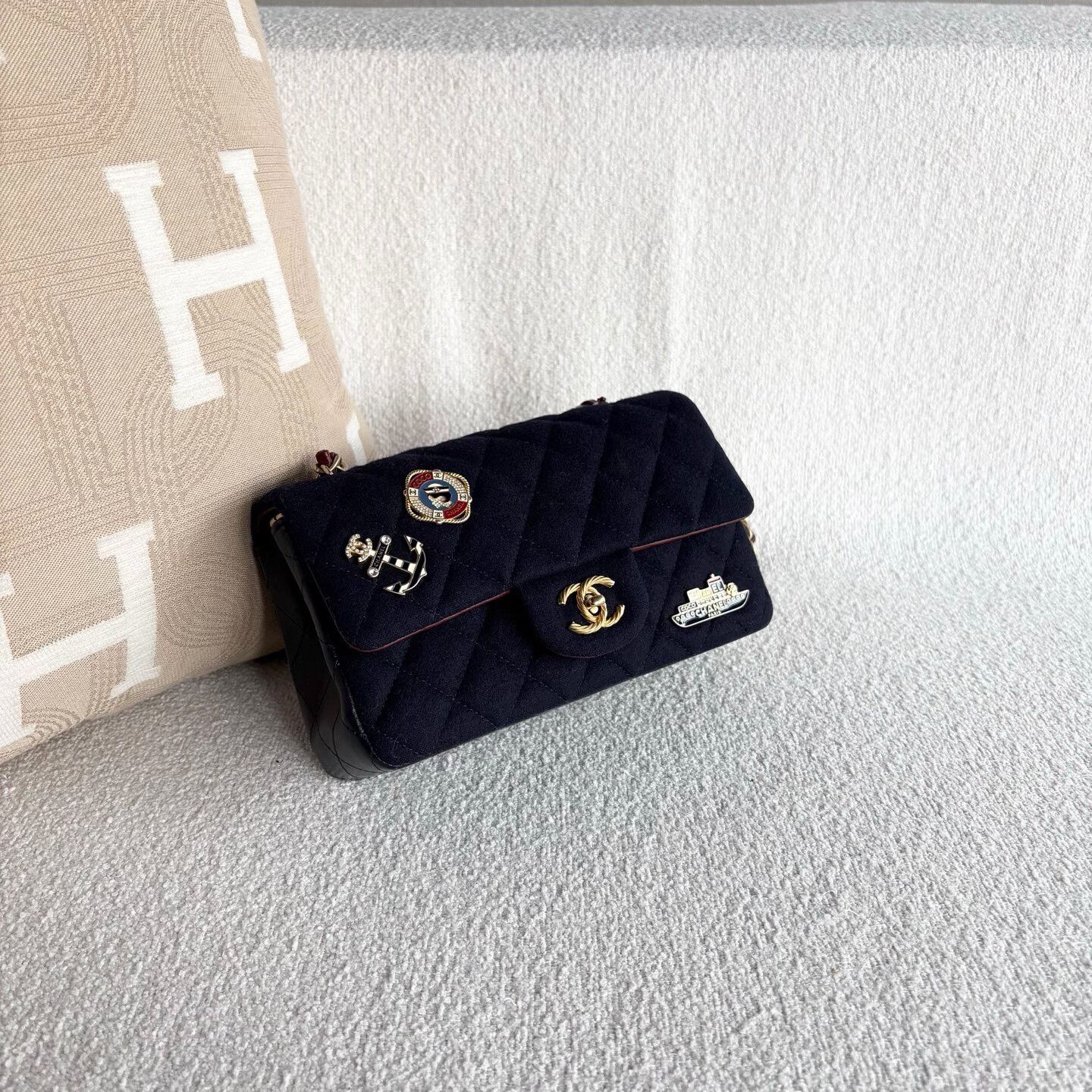 Chanel Pre-loved Bag Very good condition Size ONE SIZE - 6 Thumbnail