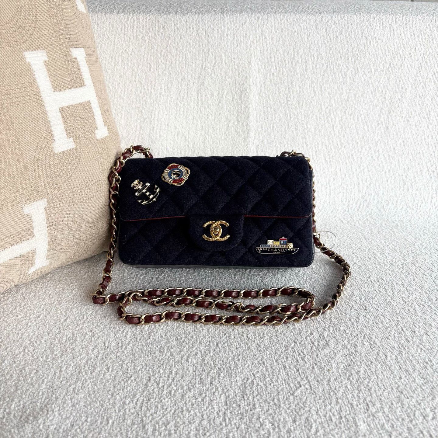 Chanel Pre-loved Bag Very good condition Size ONE SIZE - 2 Thumbnail