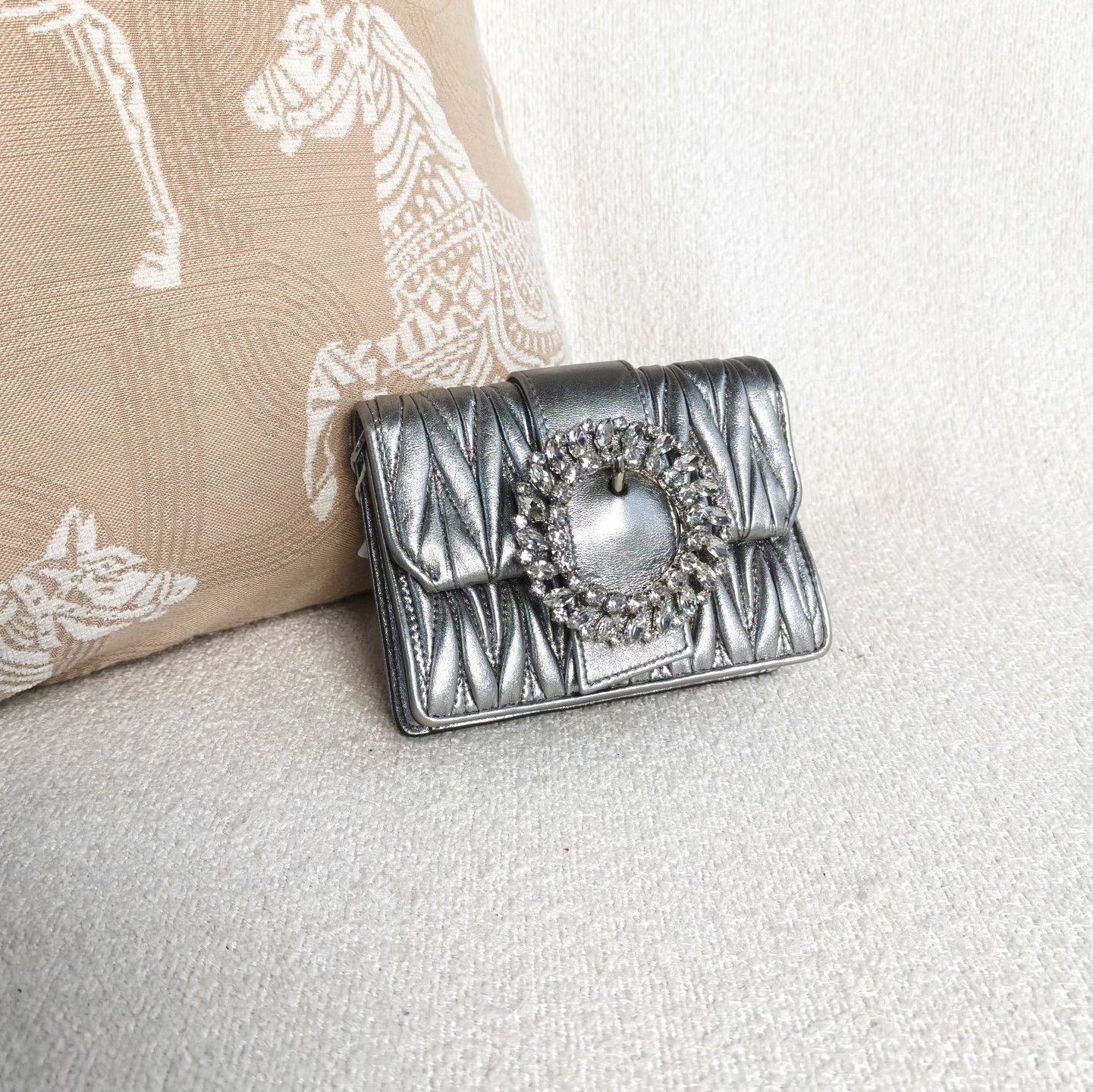 Miu Miu Pre-loved Bag Very good condition Size ONE SIZE - 6 Thumbnail